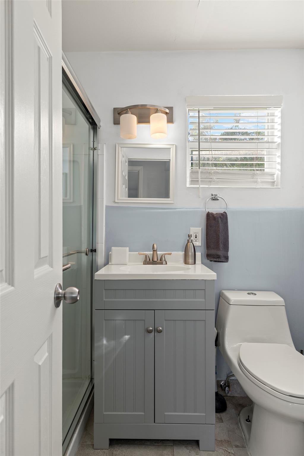 LAUDERDALE - Residential Income