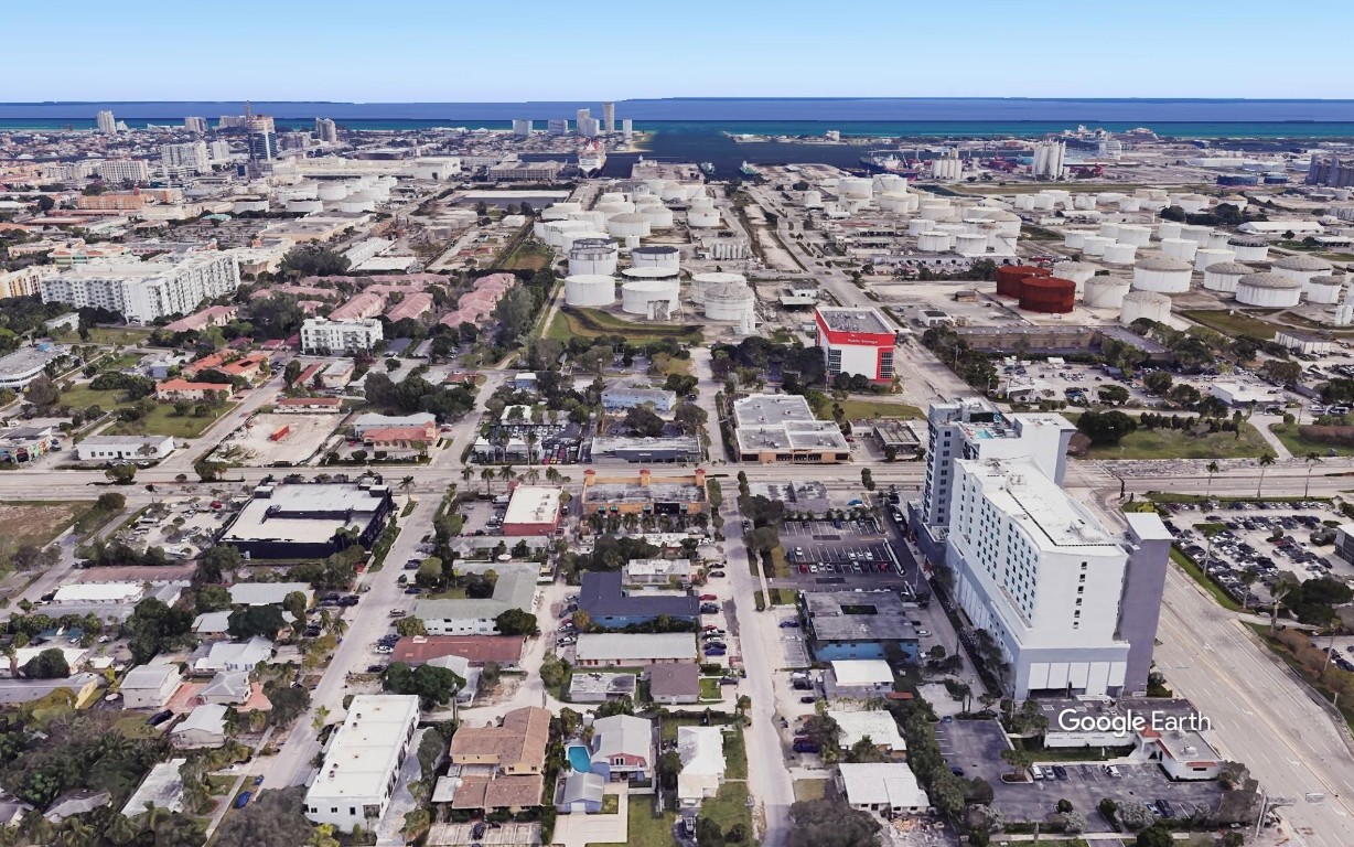 LAUDERDALE - Residential Income