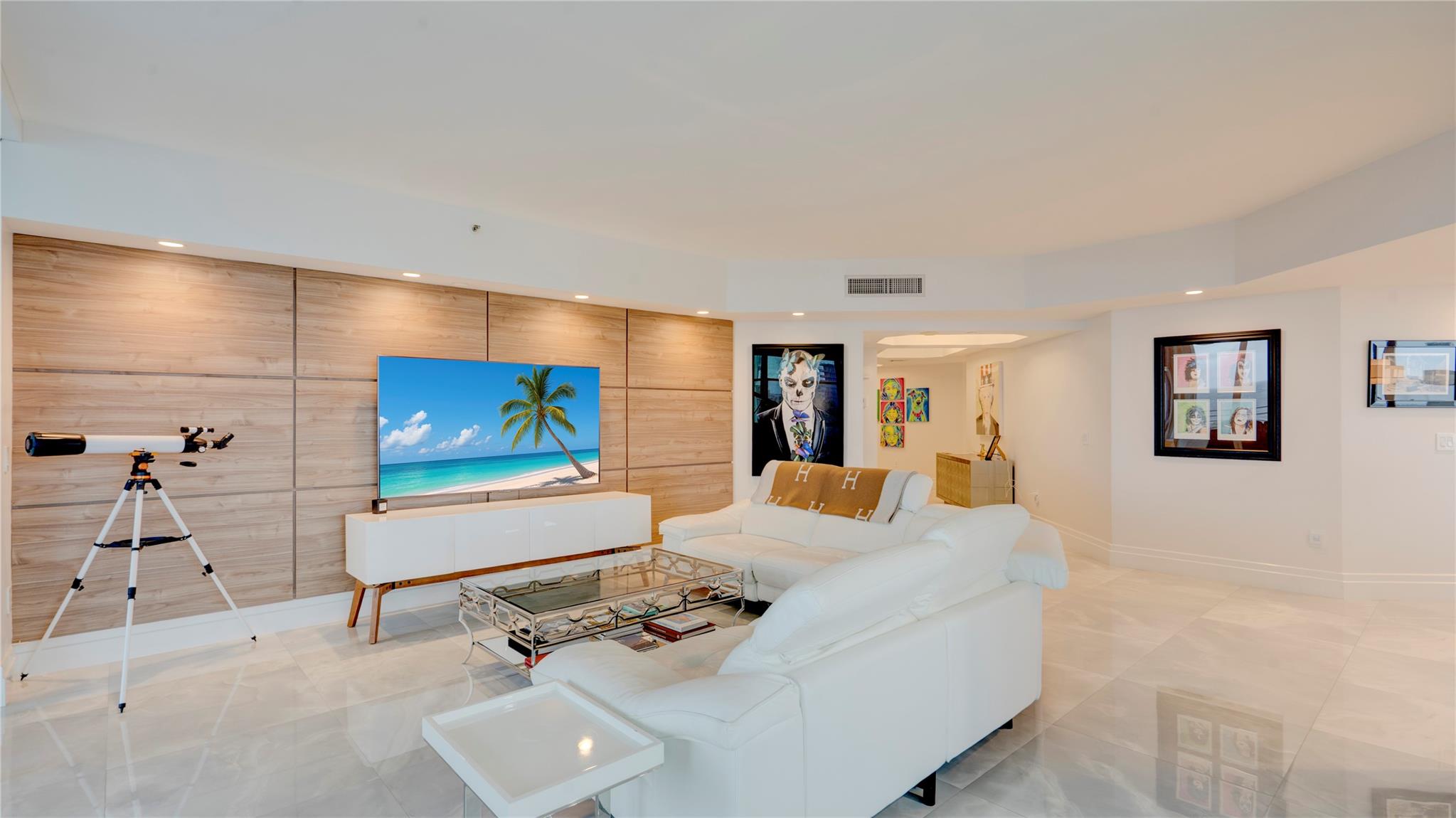 Corniche Condo - Residential