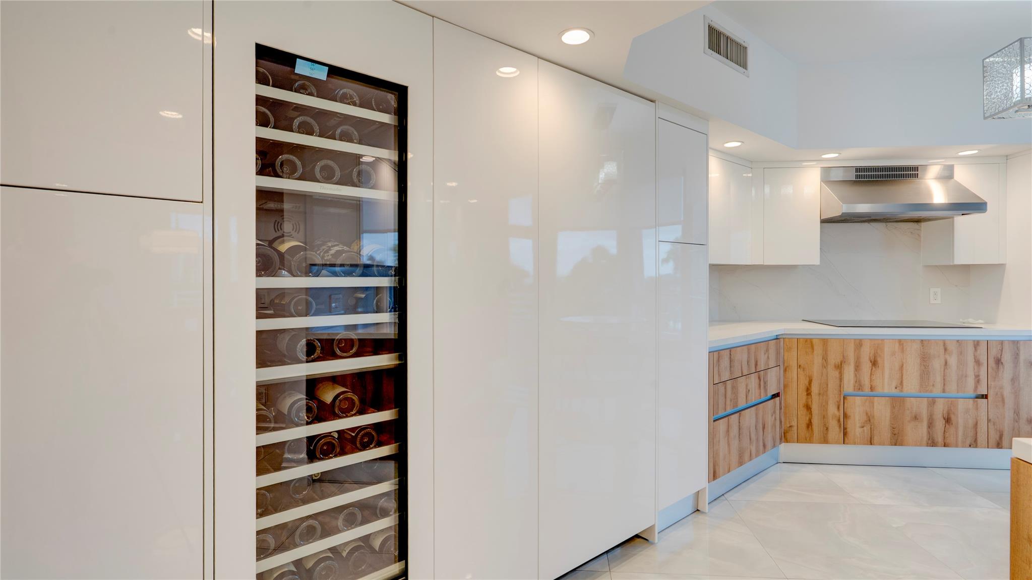 Corniche Condo - Residential