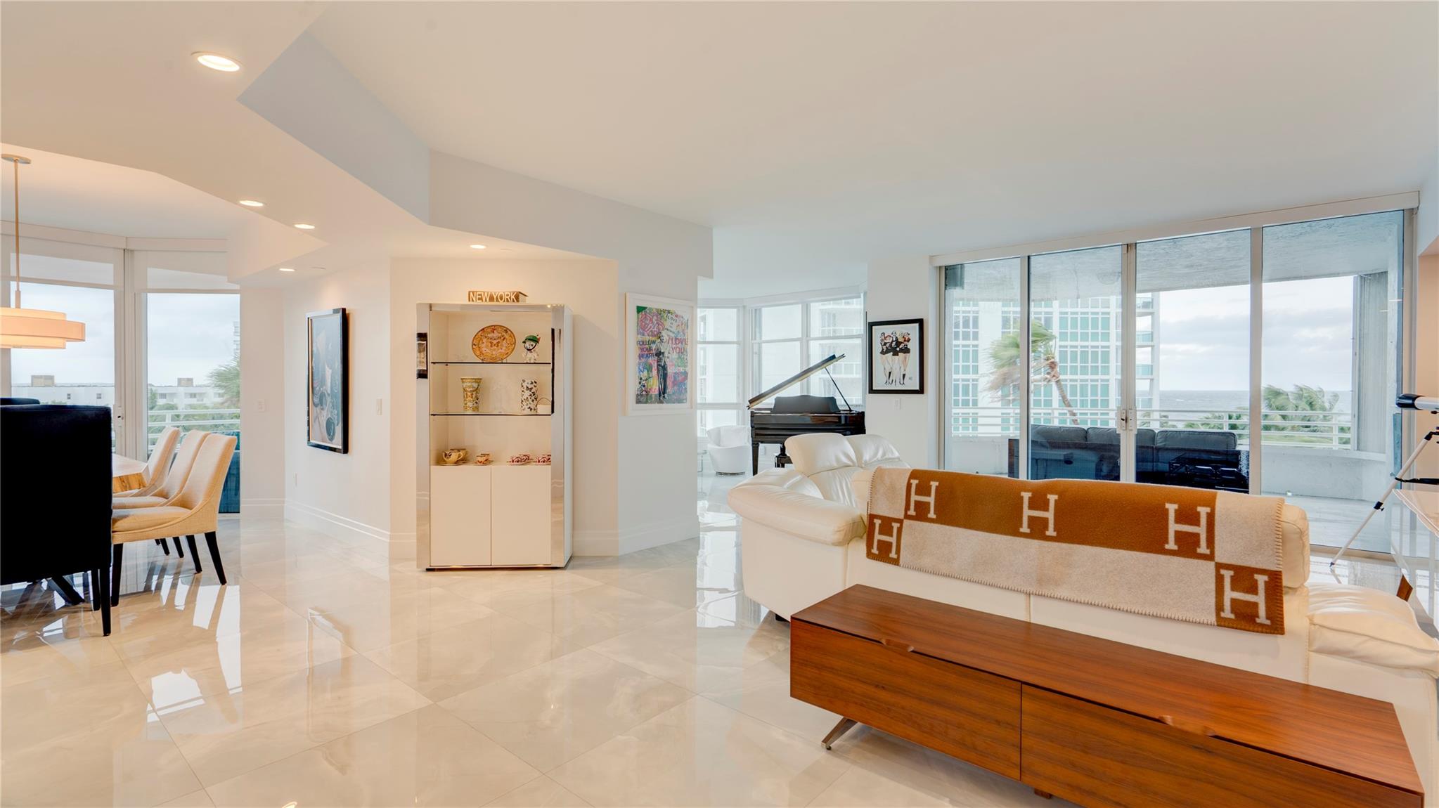 Corniche Condo - Residential