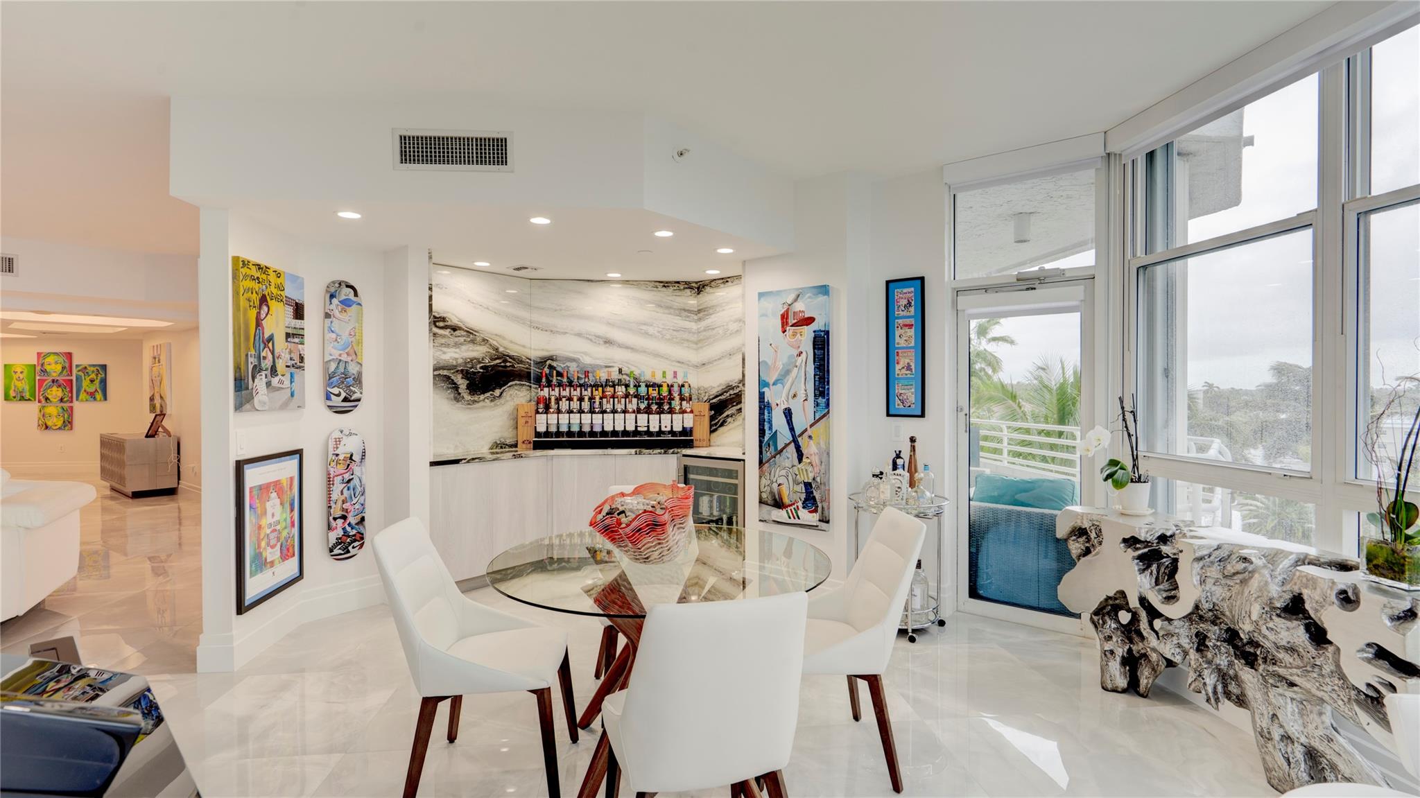 Corniche Condo - Residential