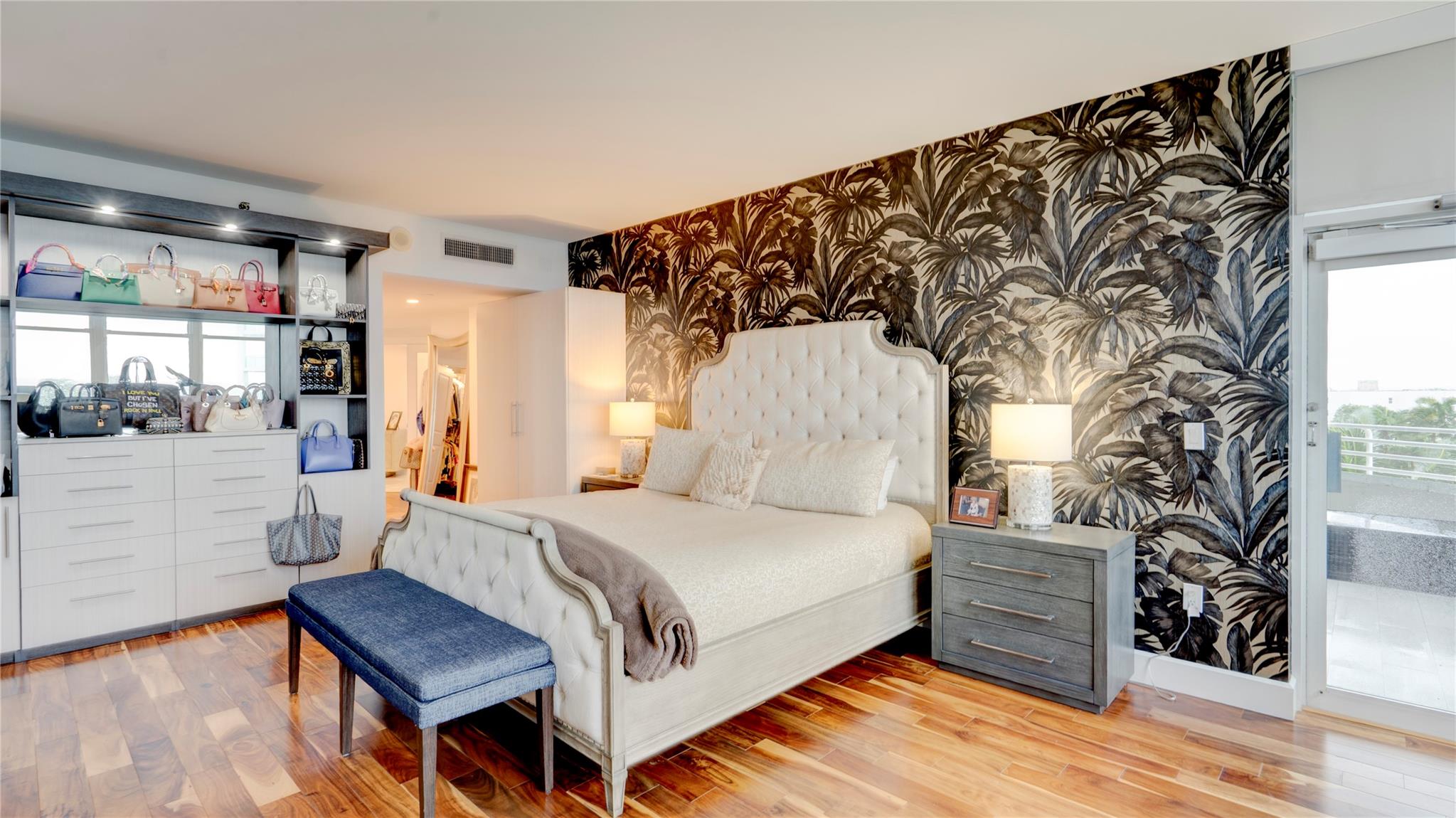 Corniche Condo - Residential