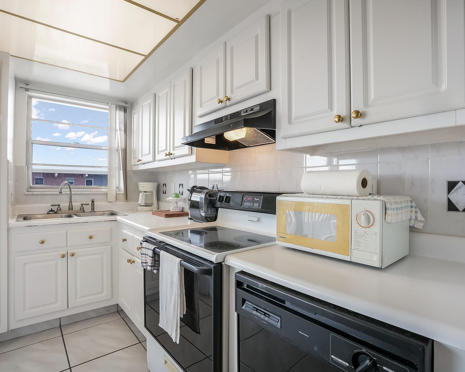 180 NE 12th Avenue 15E