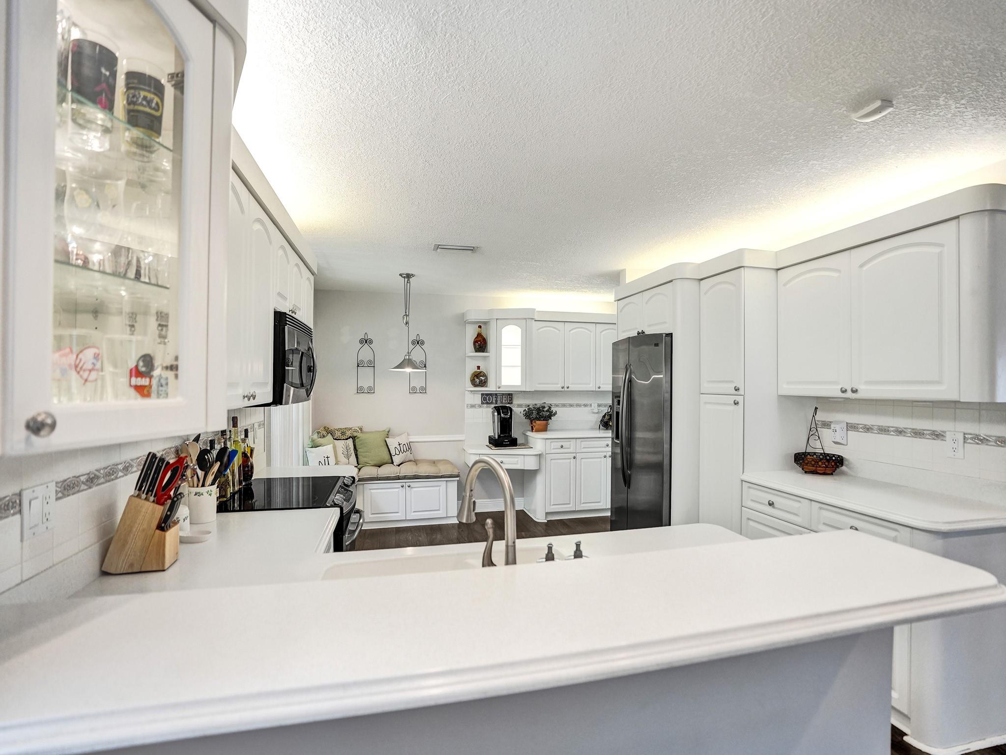 Embassy Lakes Ph II 141-4 - Residential