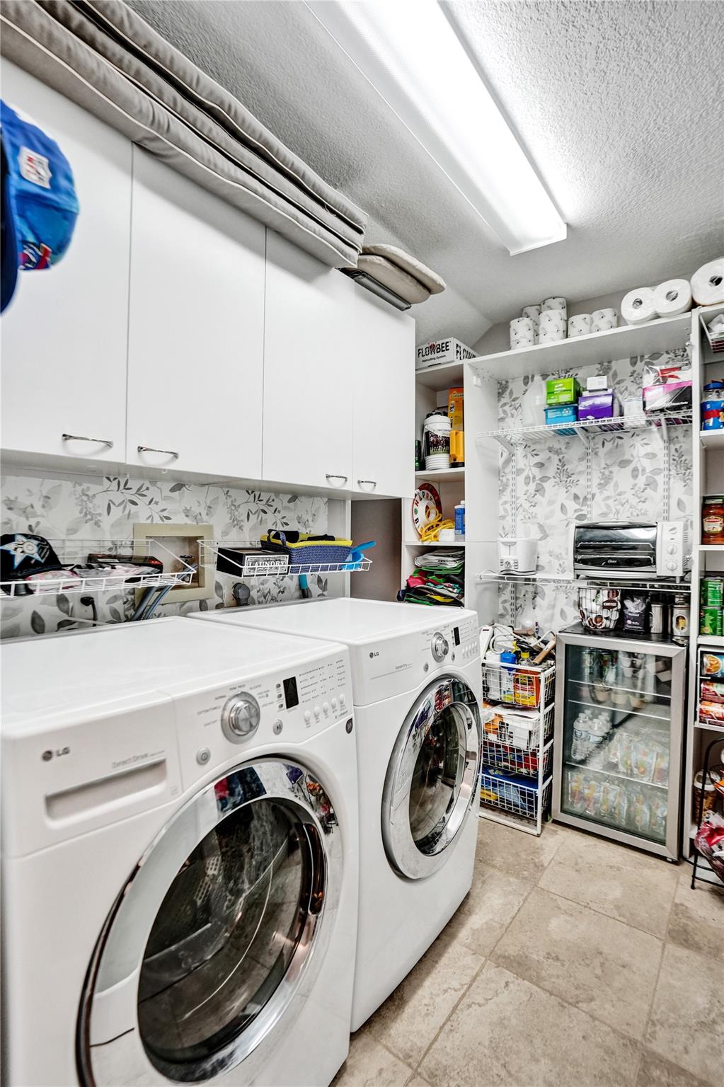 Embassy Lakes Ph II 141-4 - Residential