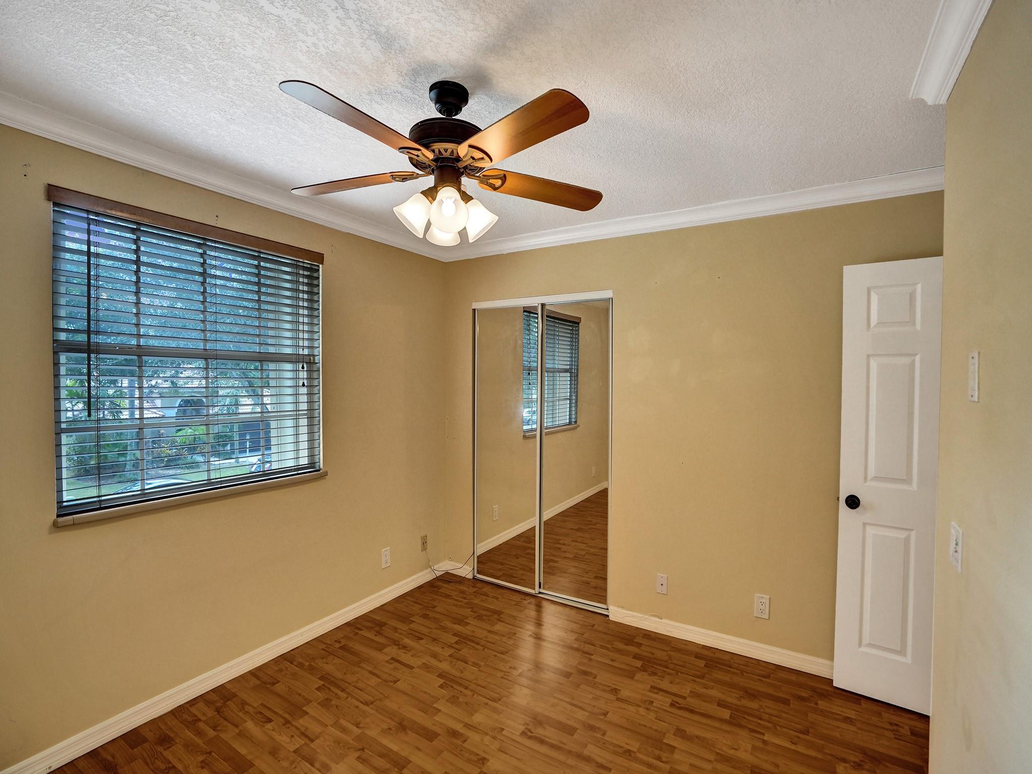 Embassy Lakes Ph II 141-4 - Residential