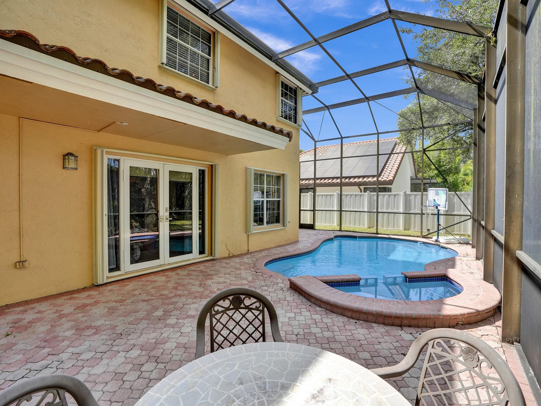 Embassy Lakes Ph II 141-4 - Residential