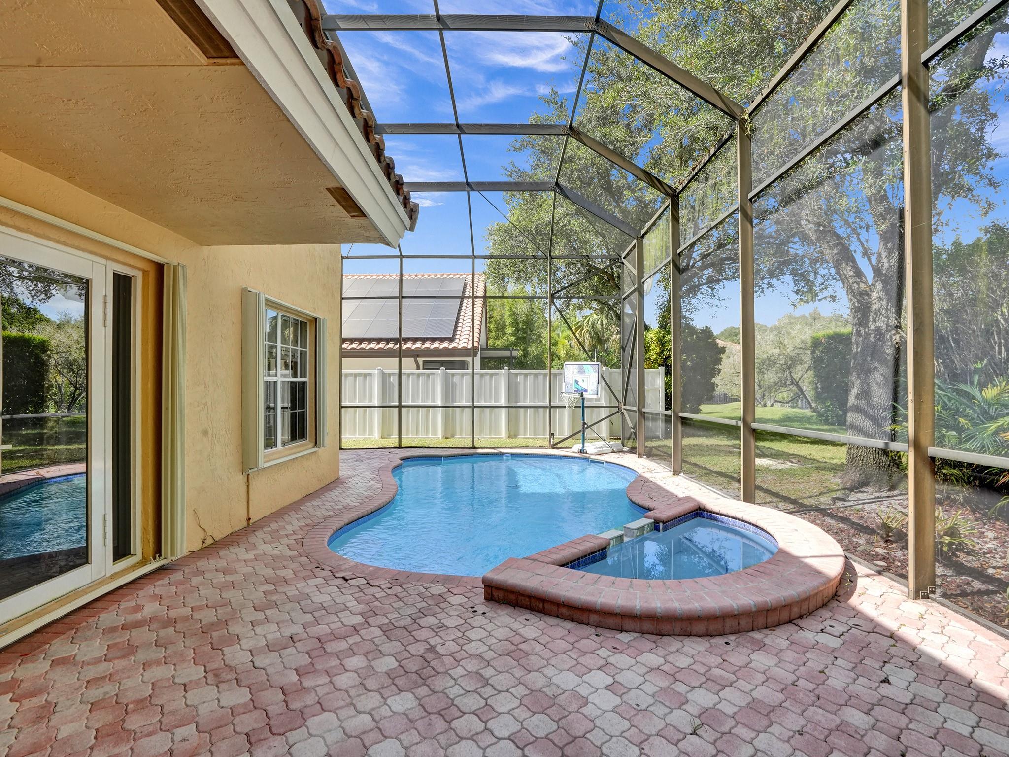 Embassy Lakes Ph II 141-4 - Residential