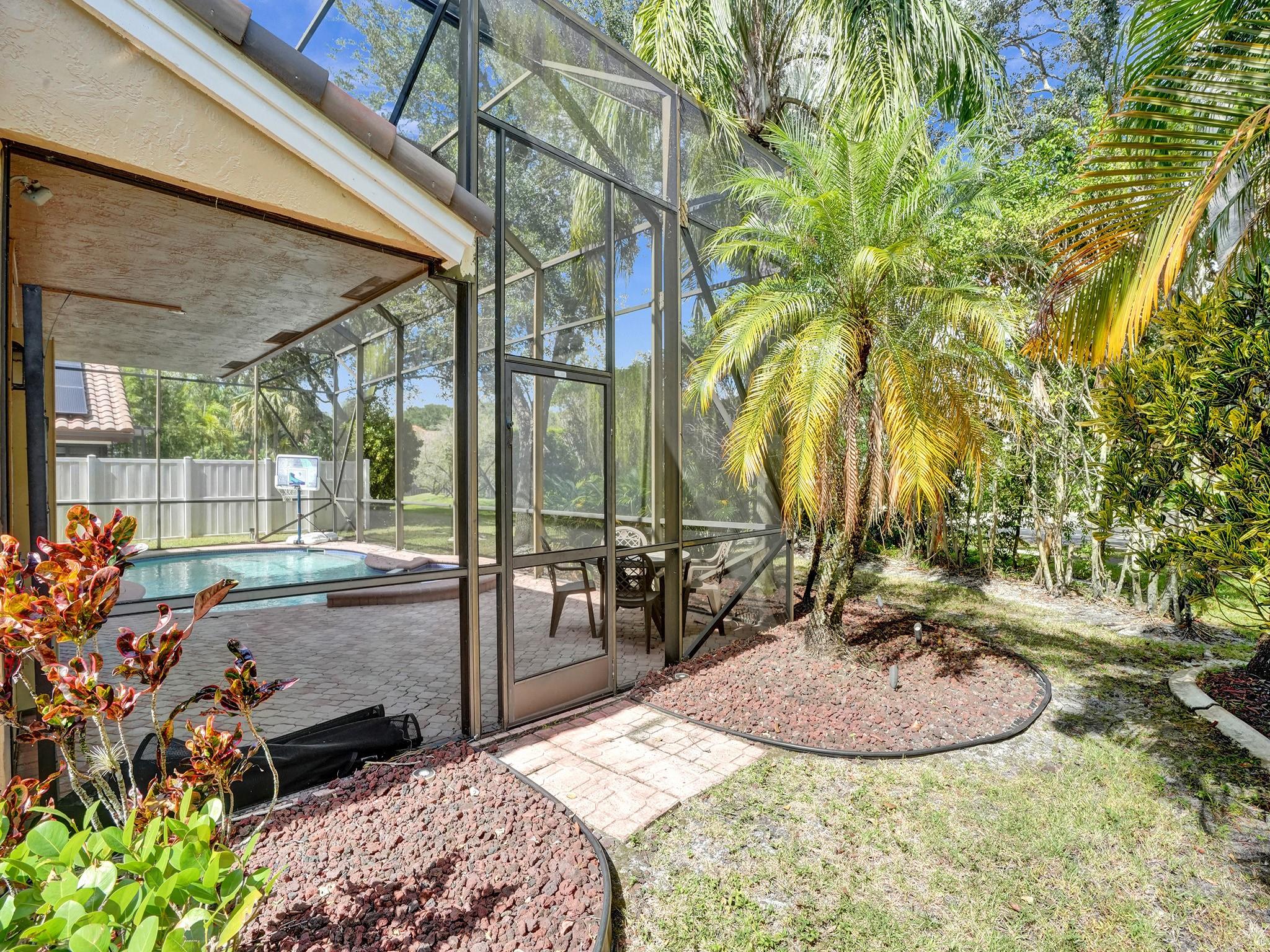 Embassy Lakes Ph II 141-4 - Residential