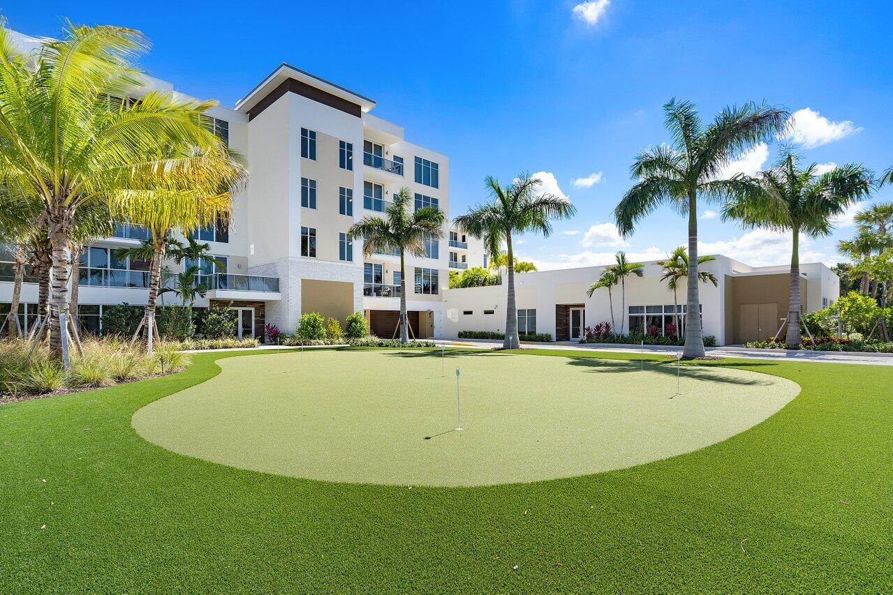 AZURE CONDO - Residential