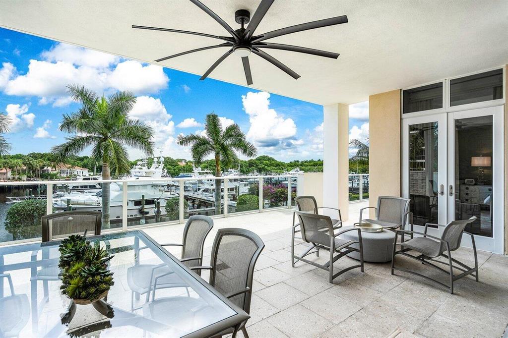 AZURE CONDO - Residential