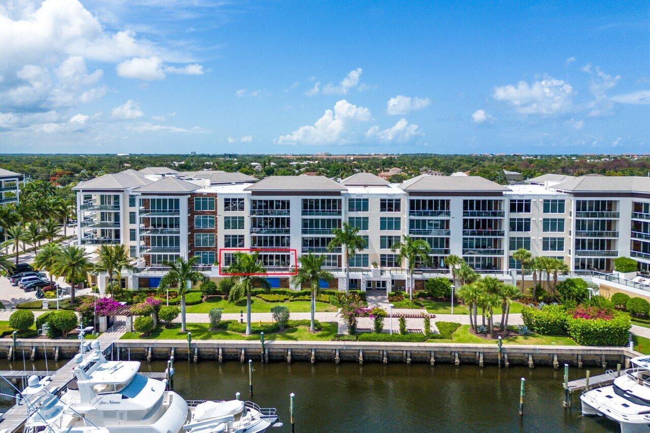 AZURE CONDO - Residential