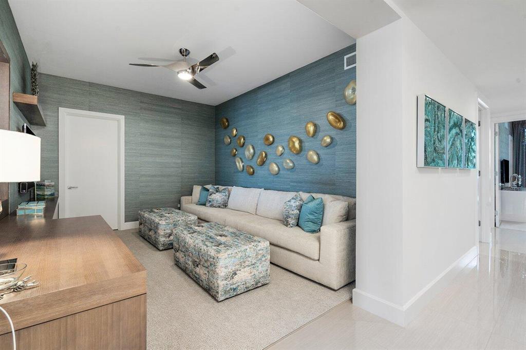 AZURE CONDO - Residential