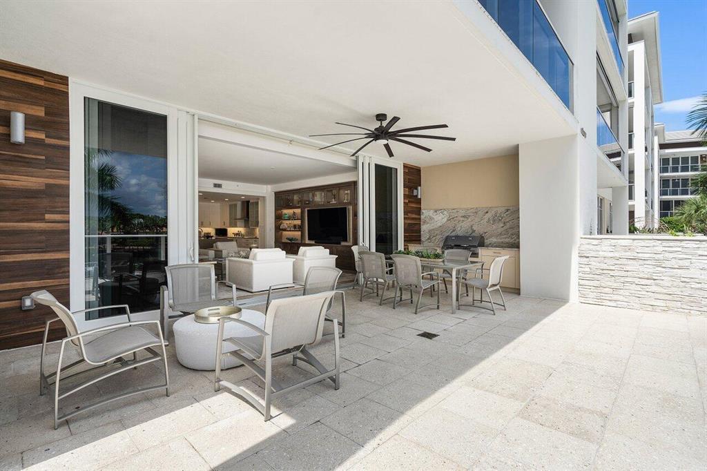 AZURE CONDO - Residential