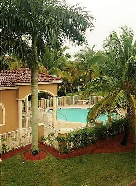 CATALINA LAKES - Residential