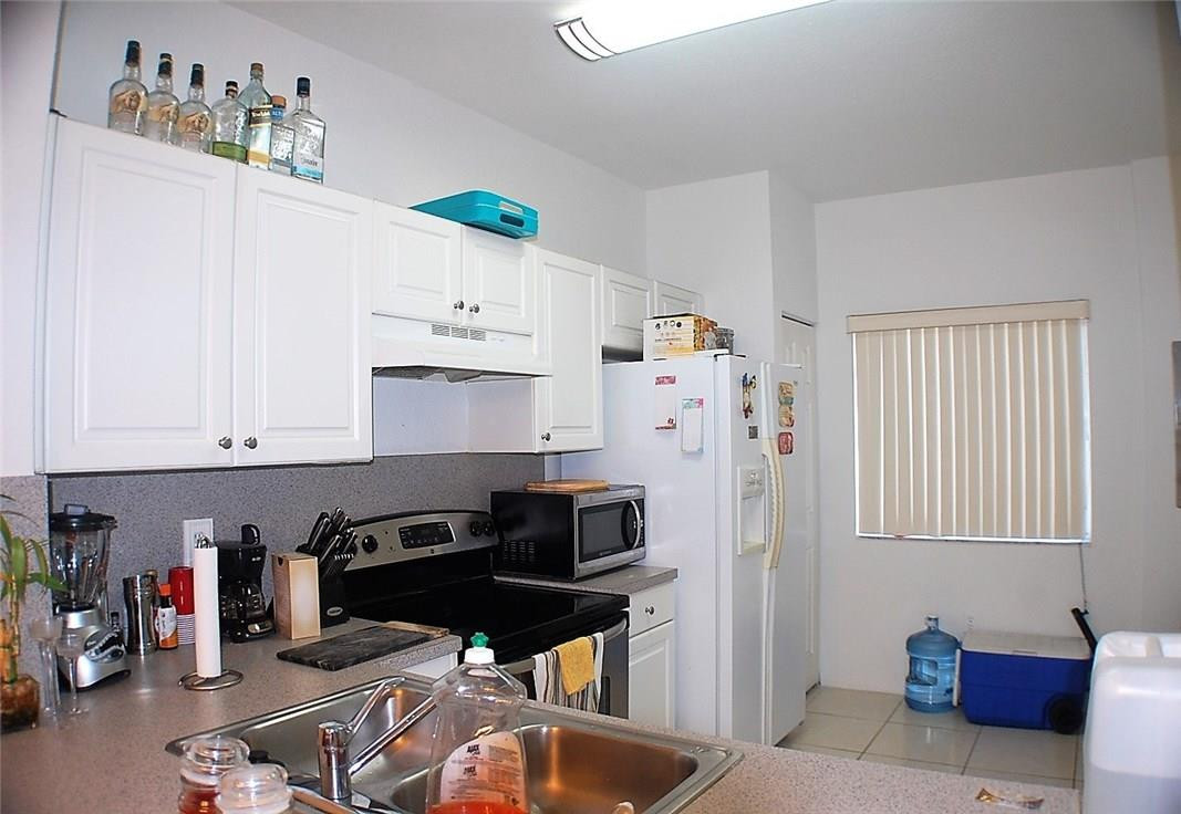 CATALINA LAKES - Residential