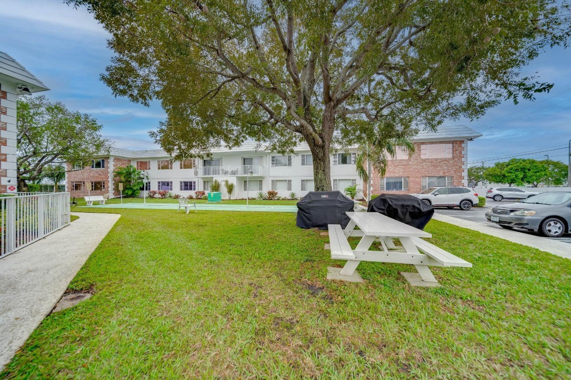 Virginian Apartments - Residential