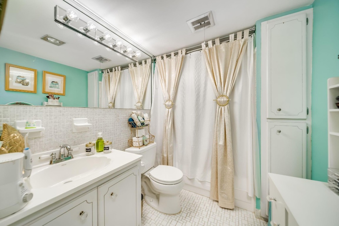 Virginian Apartments - Residential