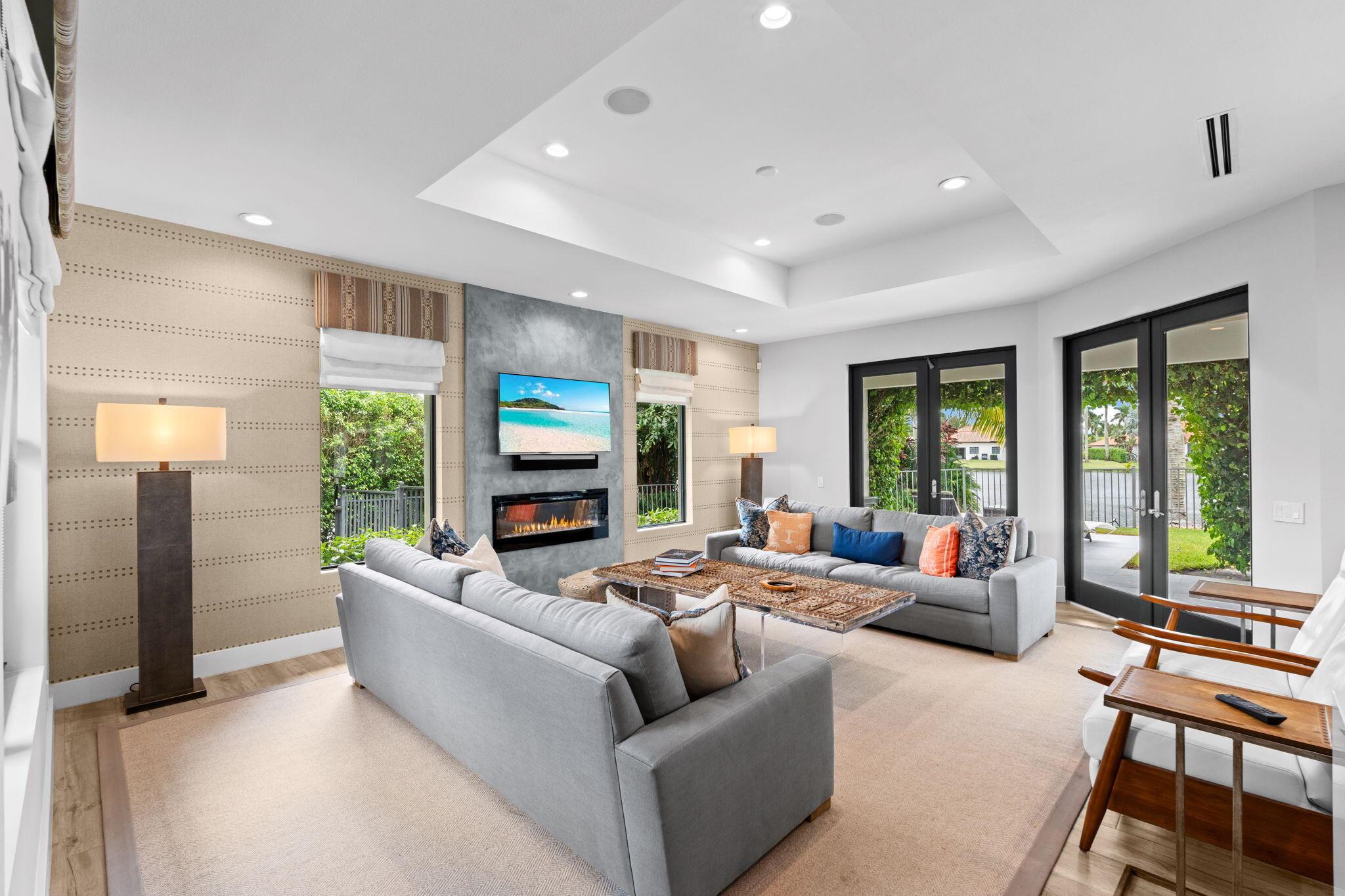 GREENVIEW COVE OF WELLING - Residential