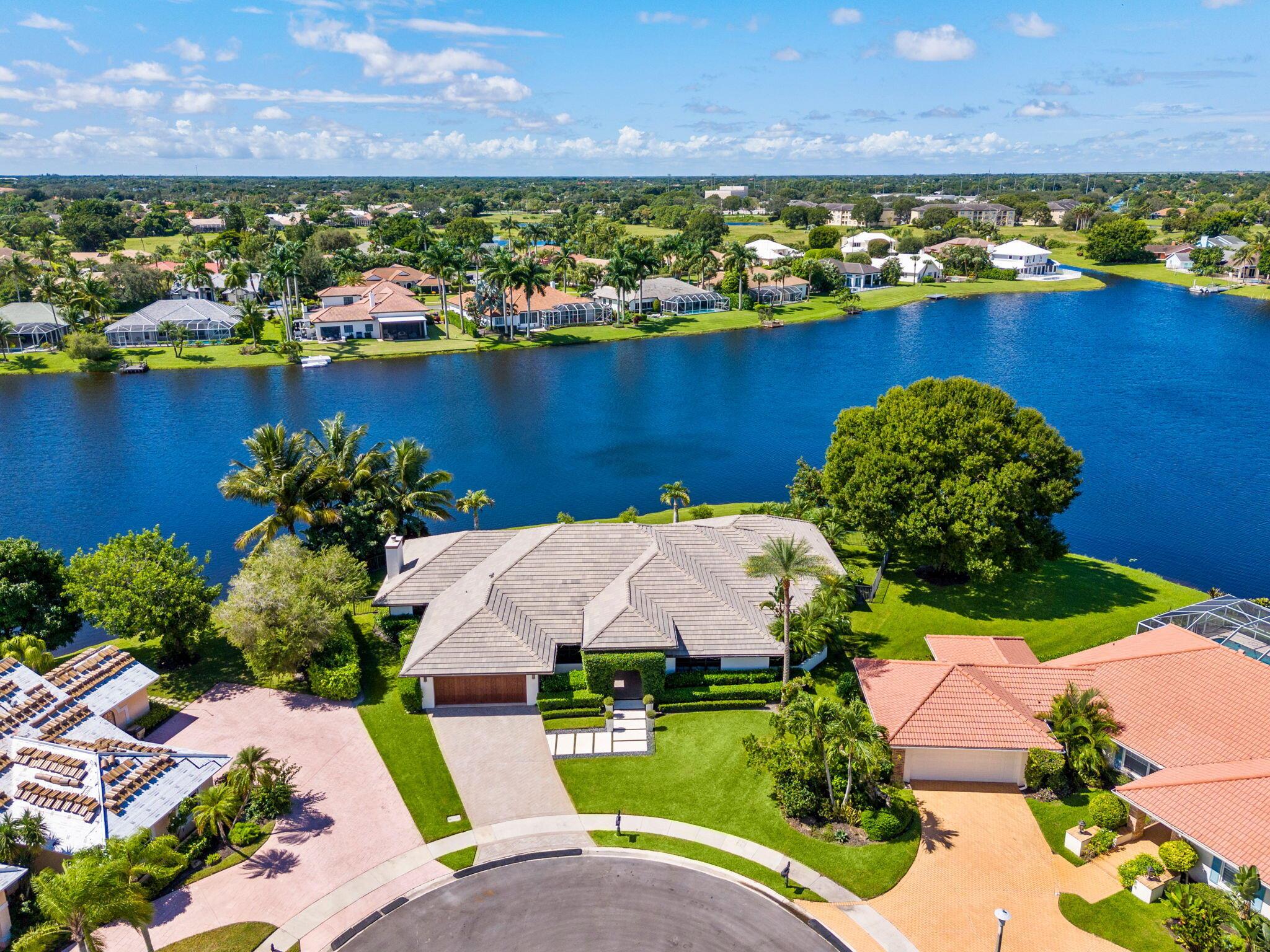 GREENVIEW COVE OF WELLING - Residential