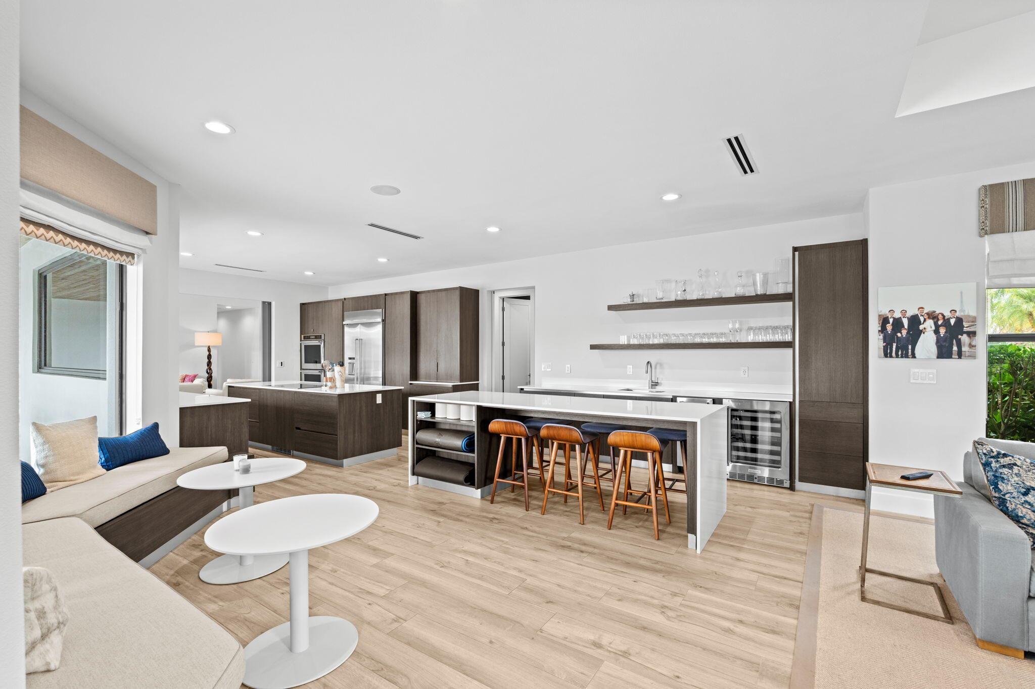 GREENVIEW COVE OF WELLING - Residential