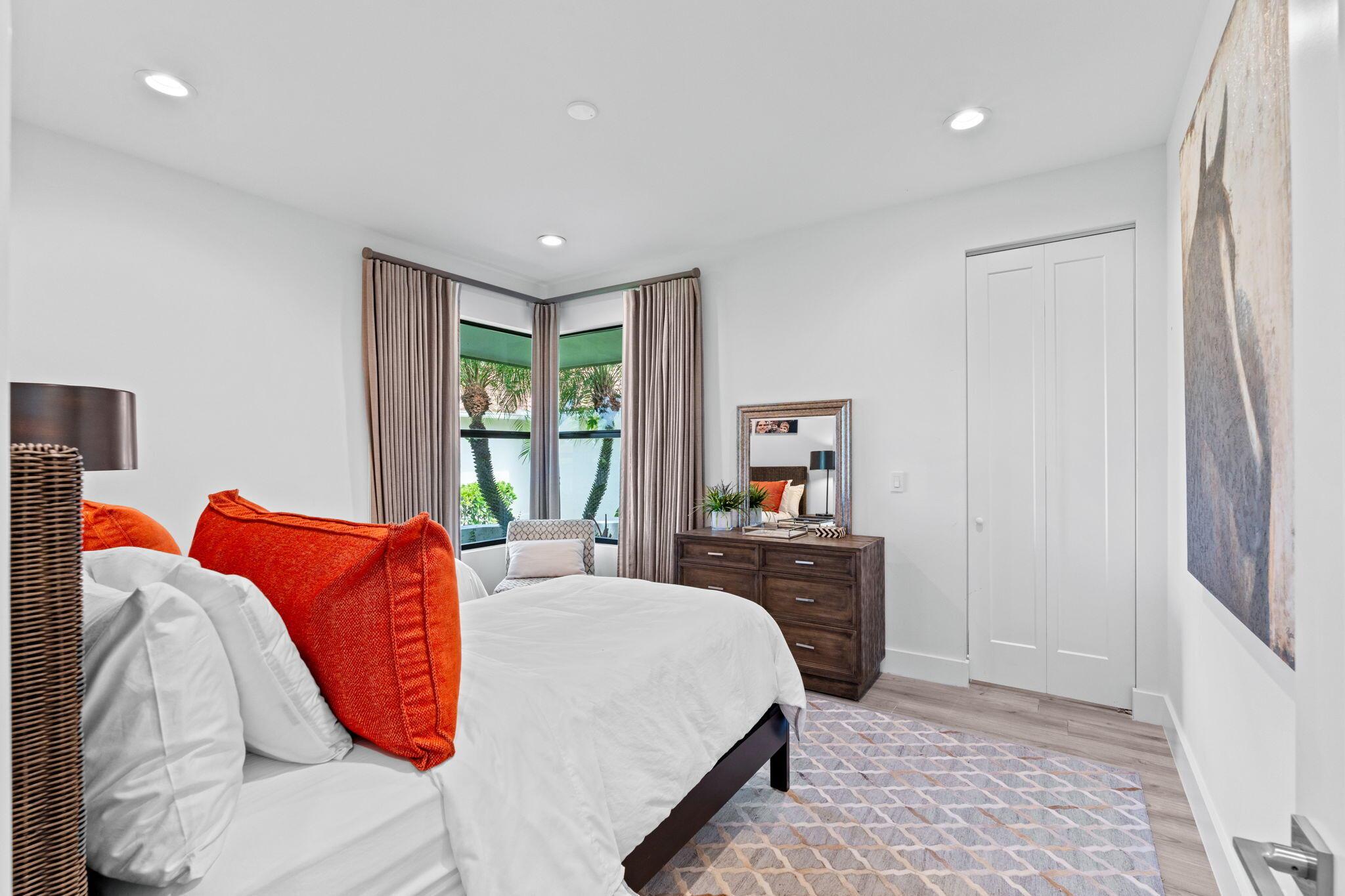 GREENVIEW COVE OF WELLING - Residential