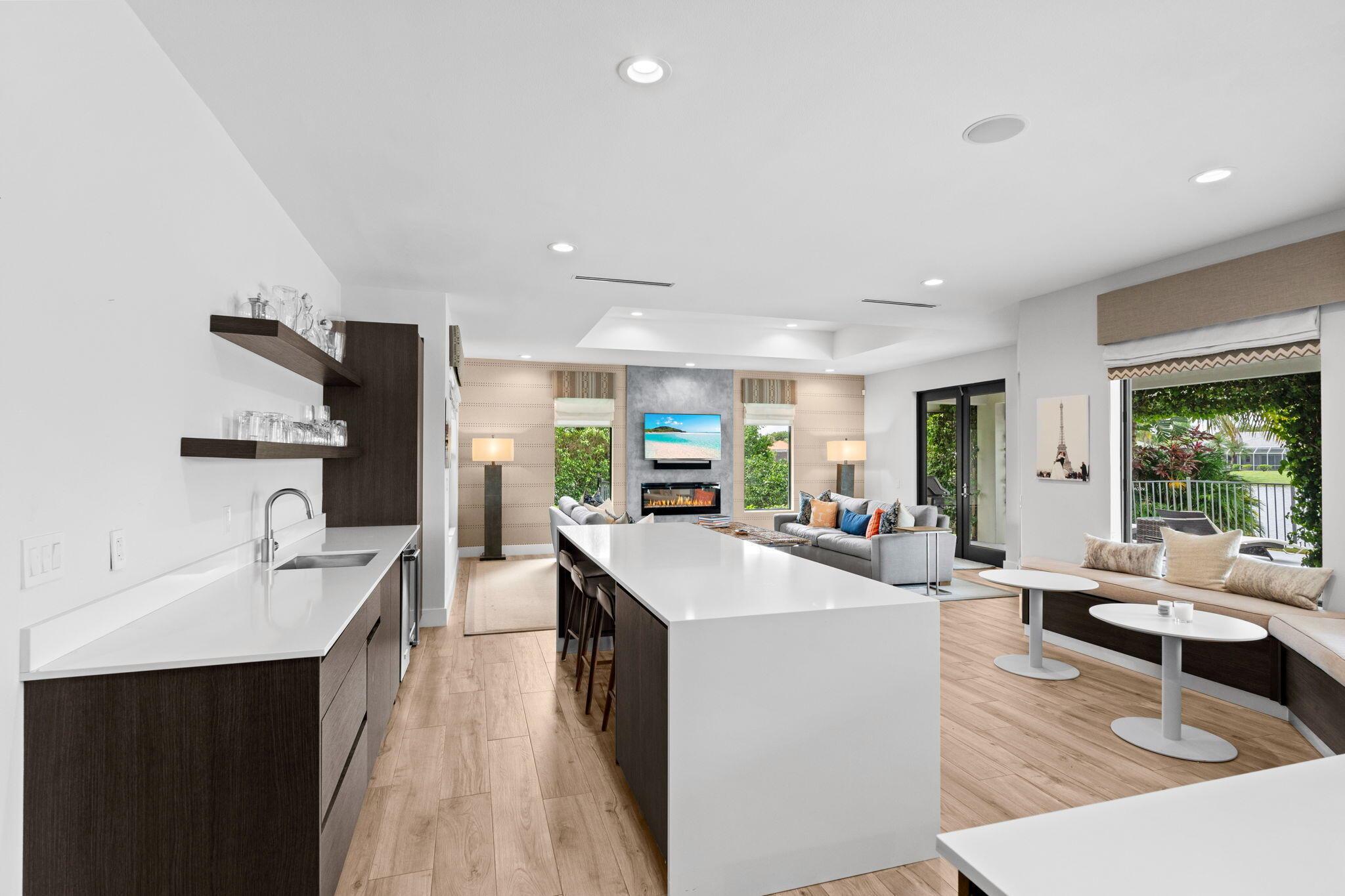 GREENVIEW COVE OF WELLING - Residential