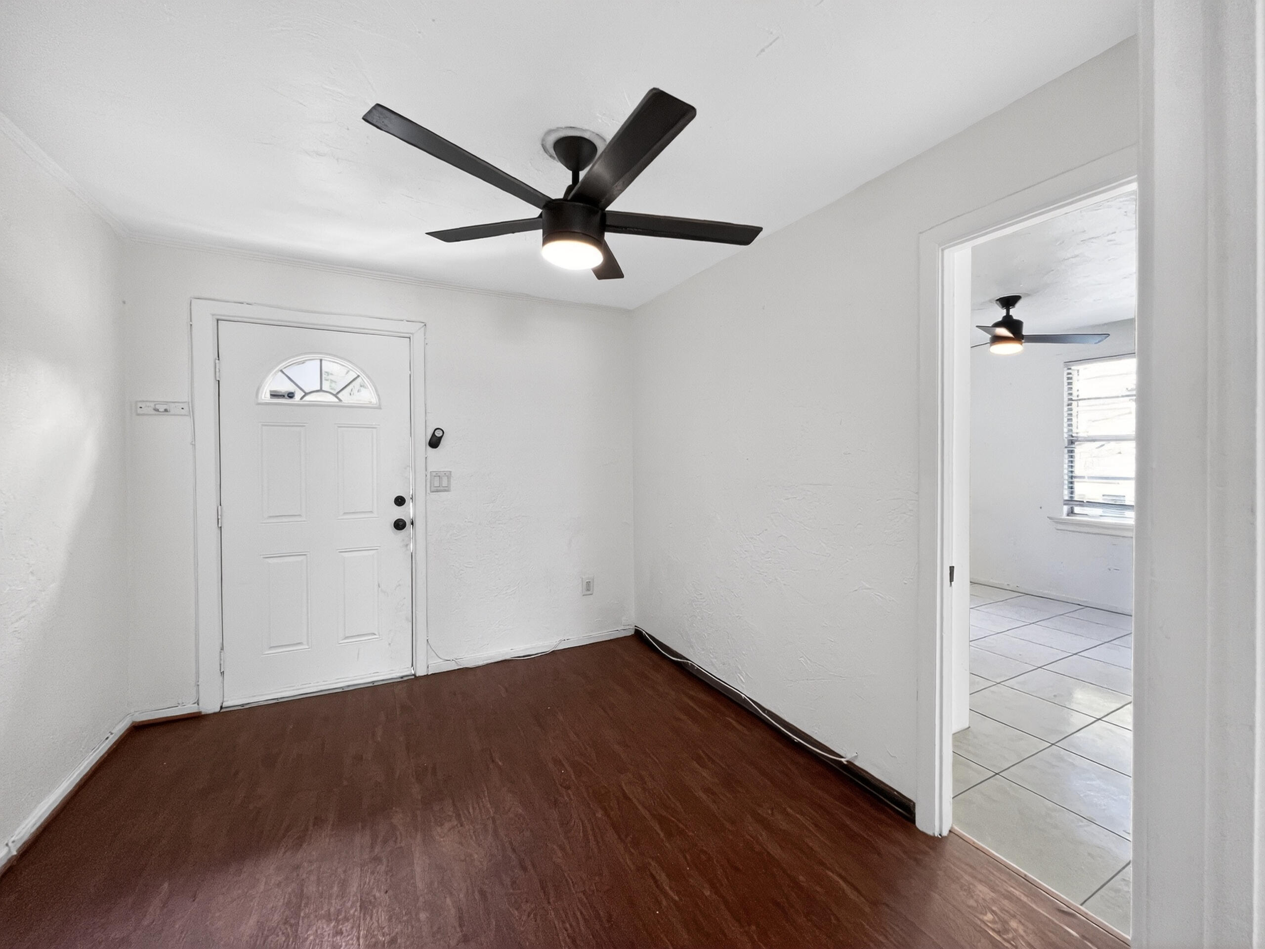 HOLLYWOOD - Residential Lease