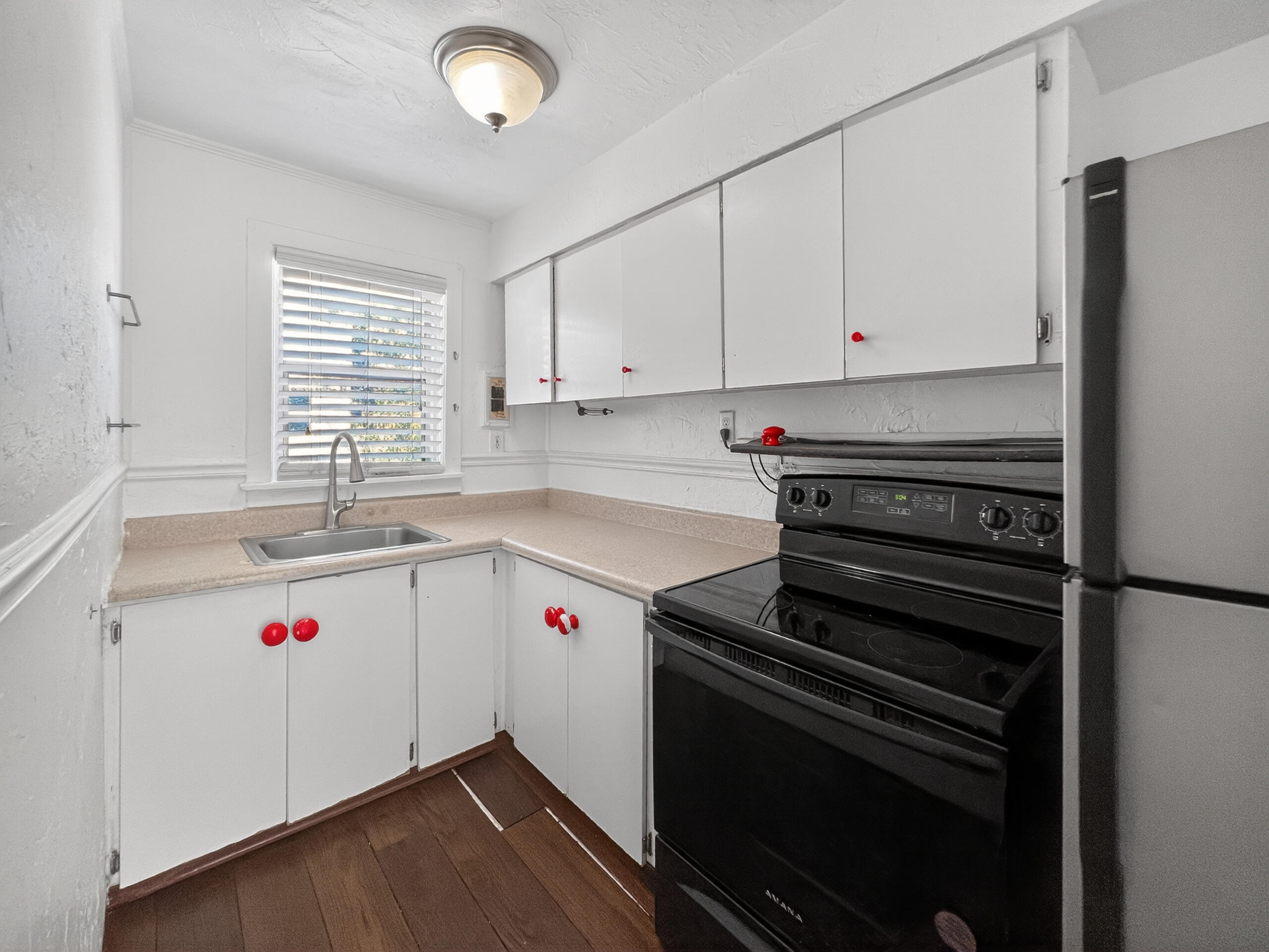 HOLLYWOOD - Residential Lease