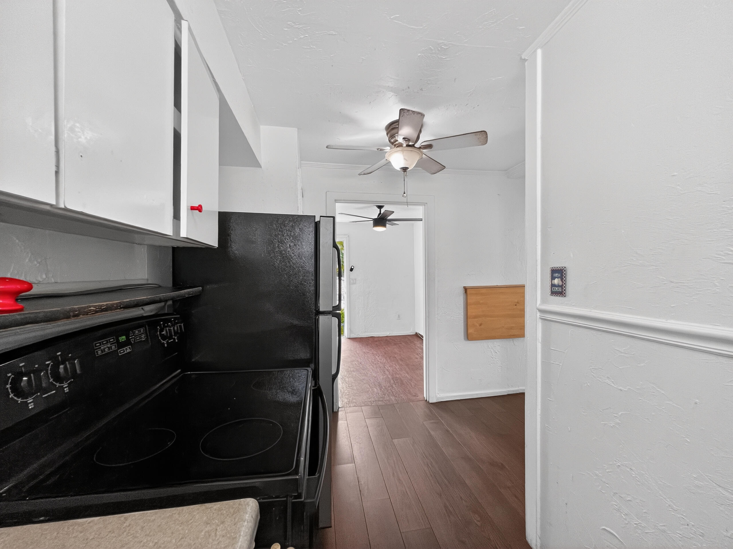 HOLLYWOOD - Residential Lease