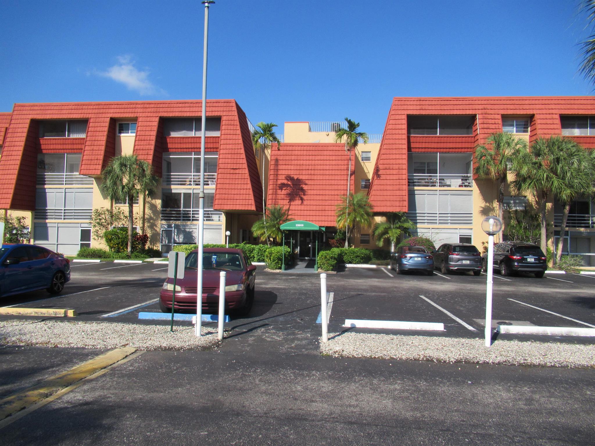 BOCA CLUB CONDO - Residential Lease