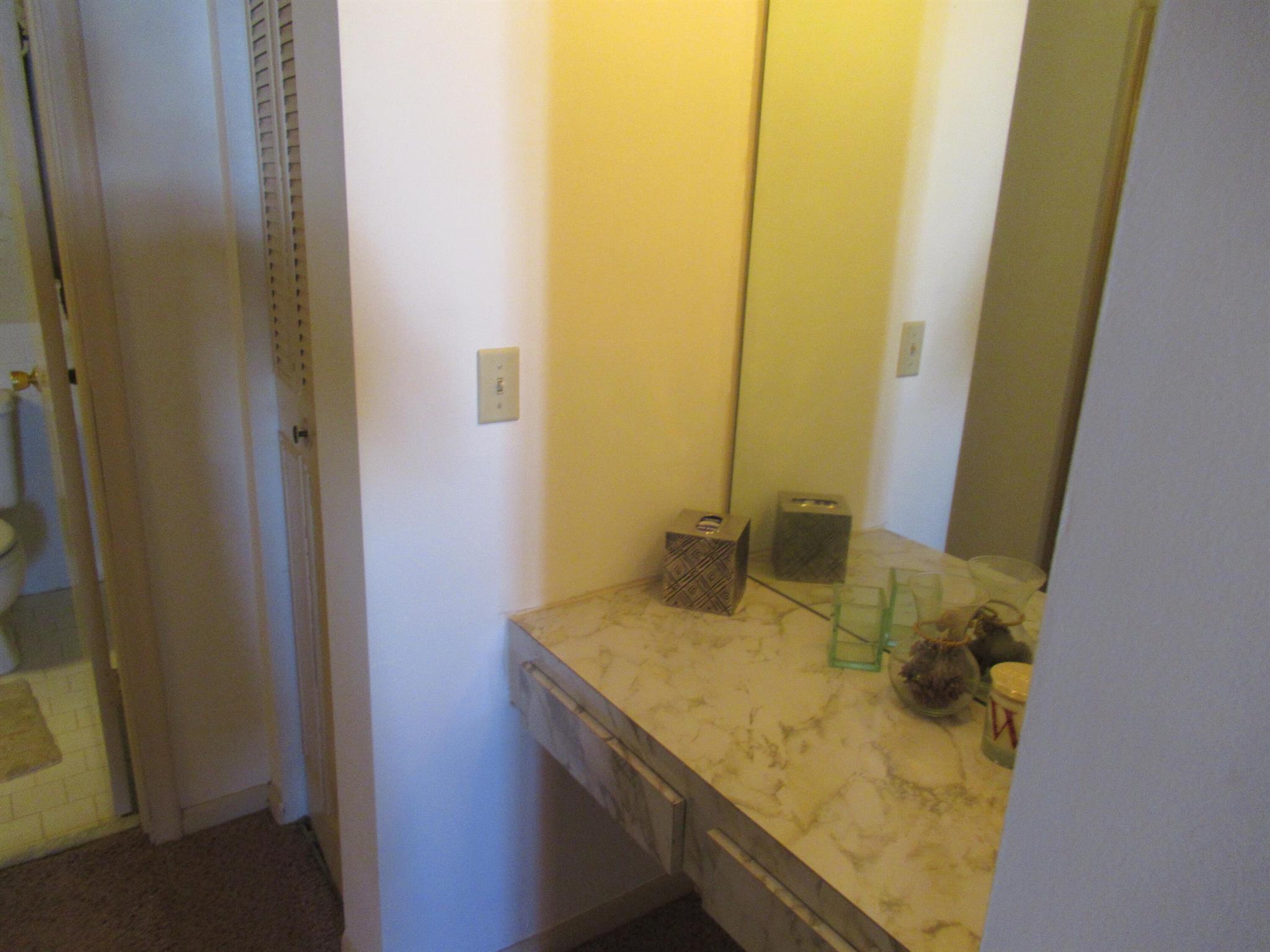 BOCA CLUB CONDO - Residential Lease