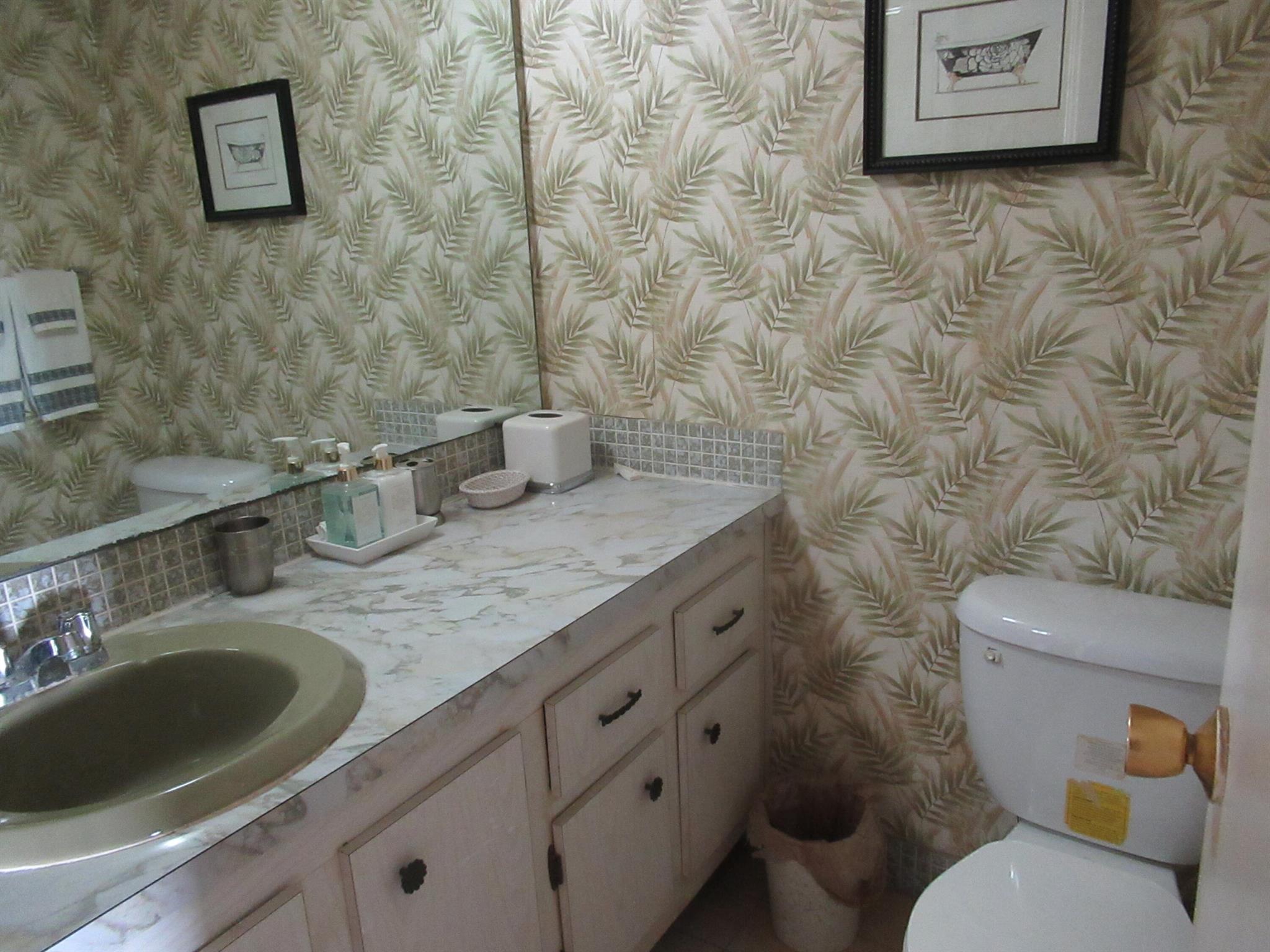 BOCA CLUB CONDO - Residential Lease