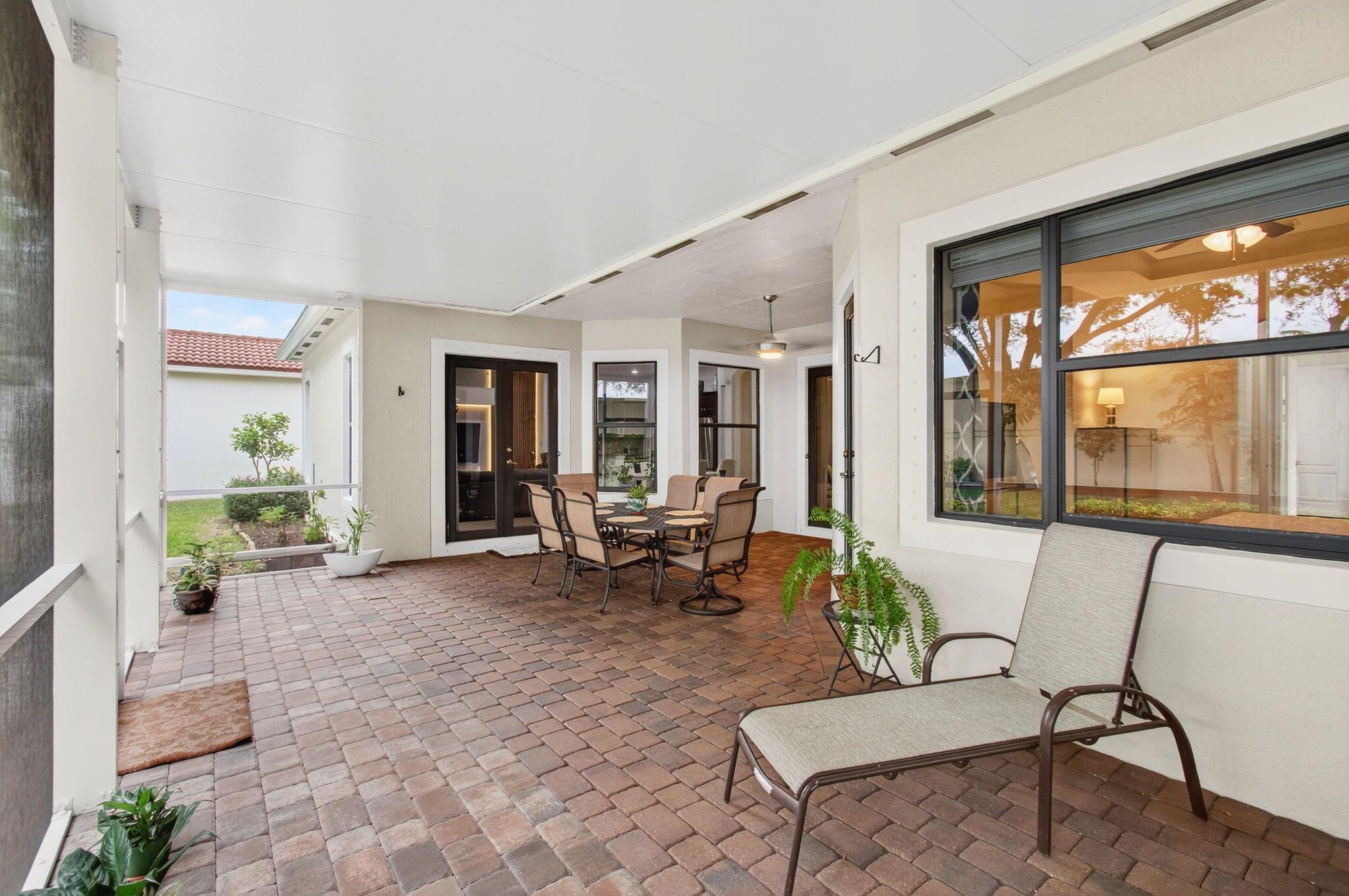 CASA BELLA - Residential