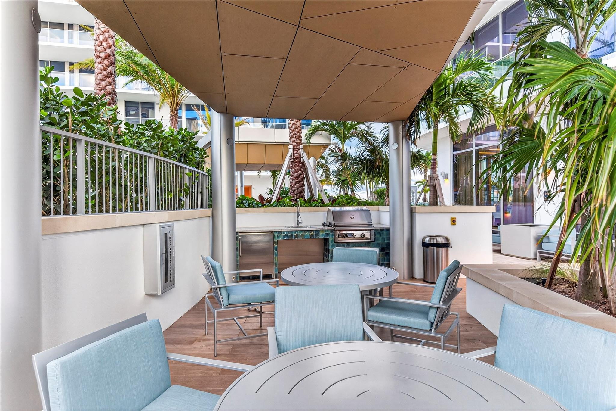 Selene Oceanfront - Residential Lease