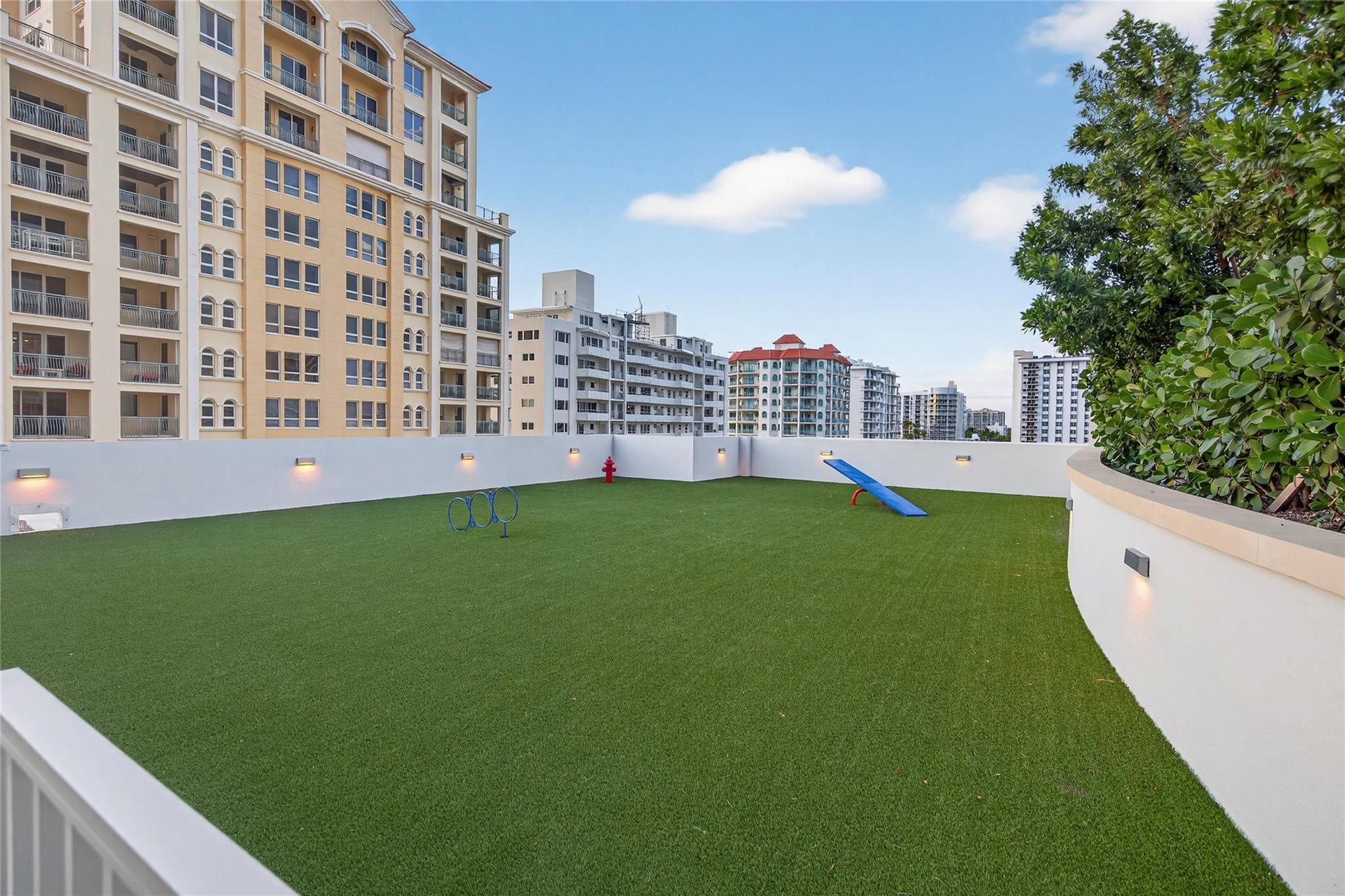 Selene Oceanfront - Residential Lease