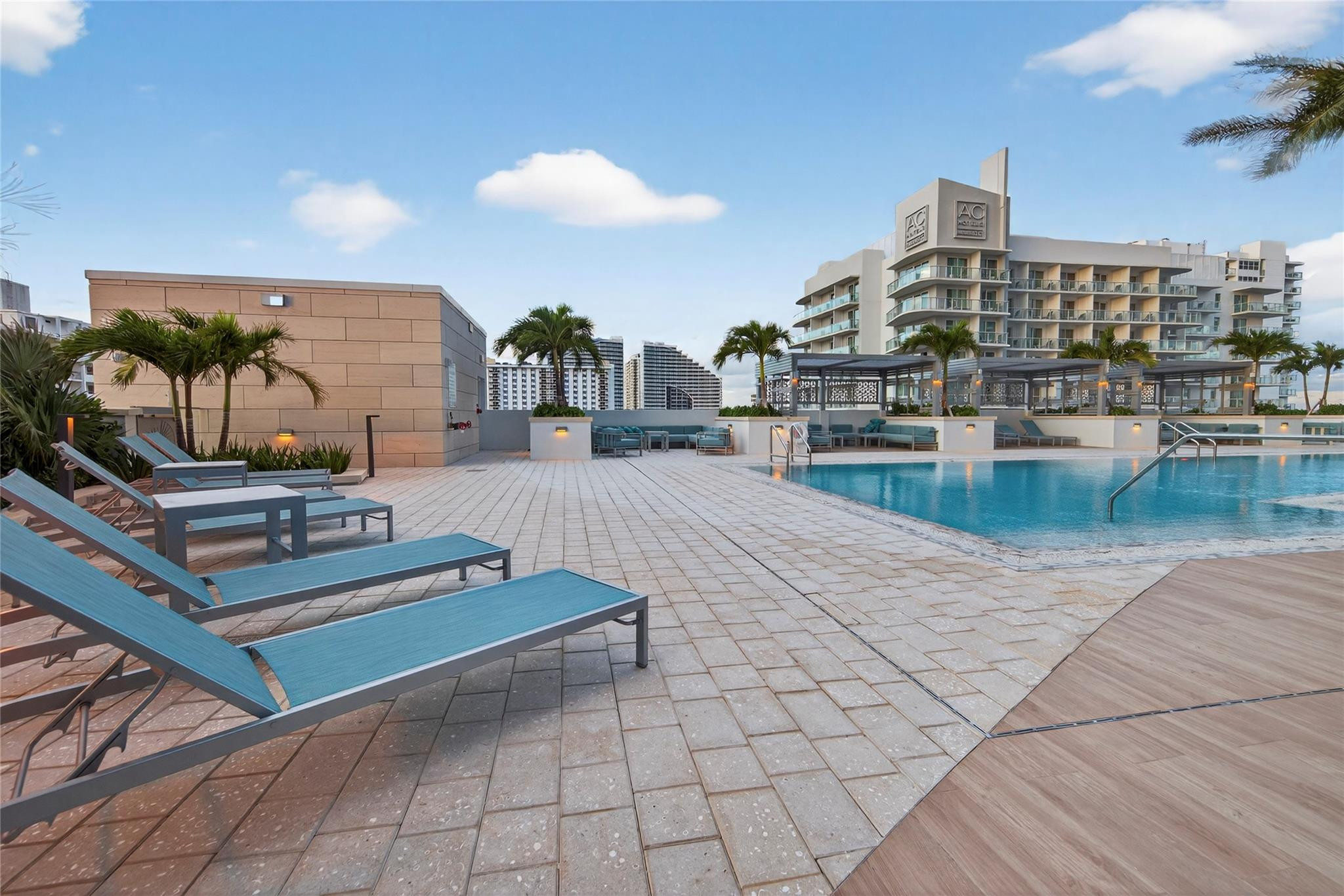 Selene Oceanfront - Residential Lease
