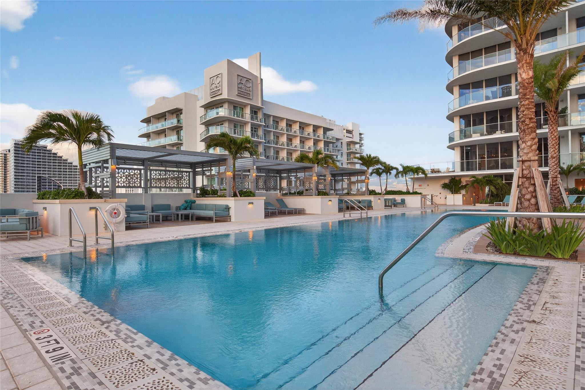 Selene Oceanfront - Residential Lease