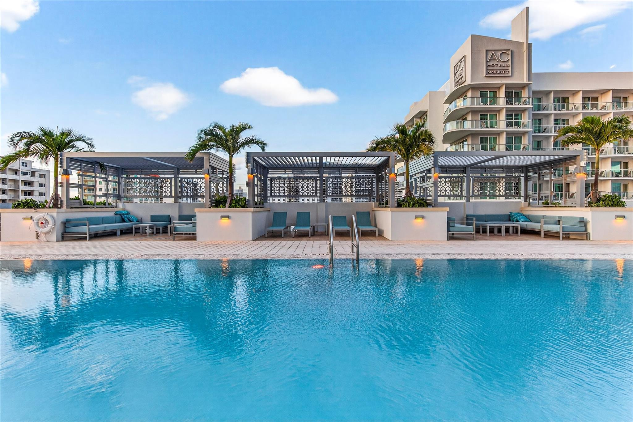 Selene Oceanfront - Residential Lease