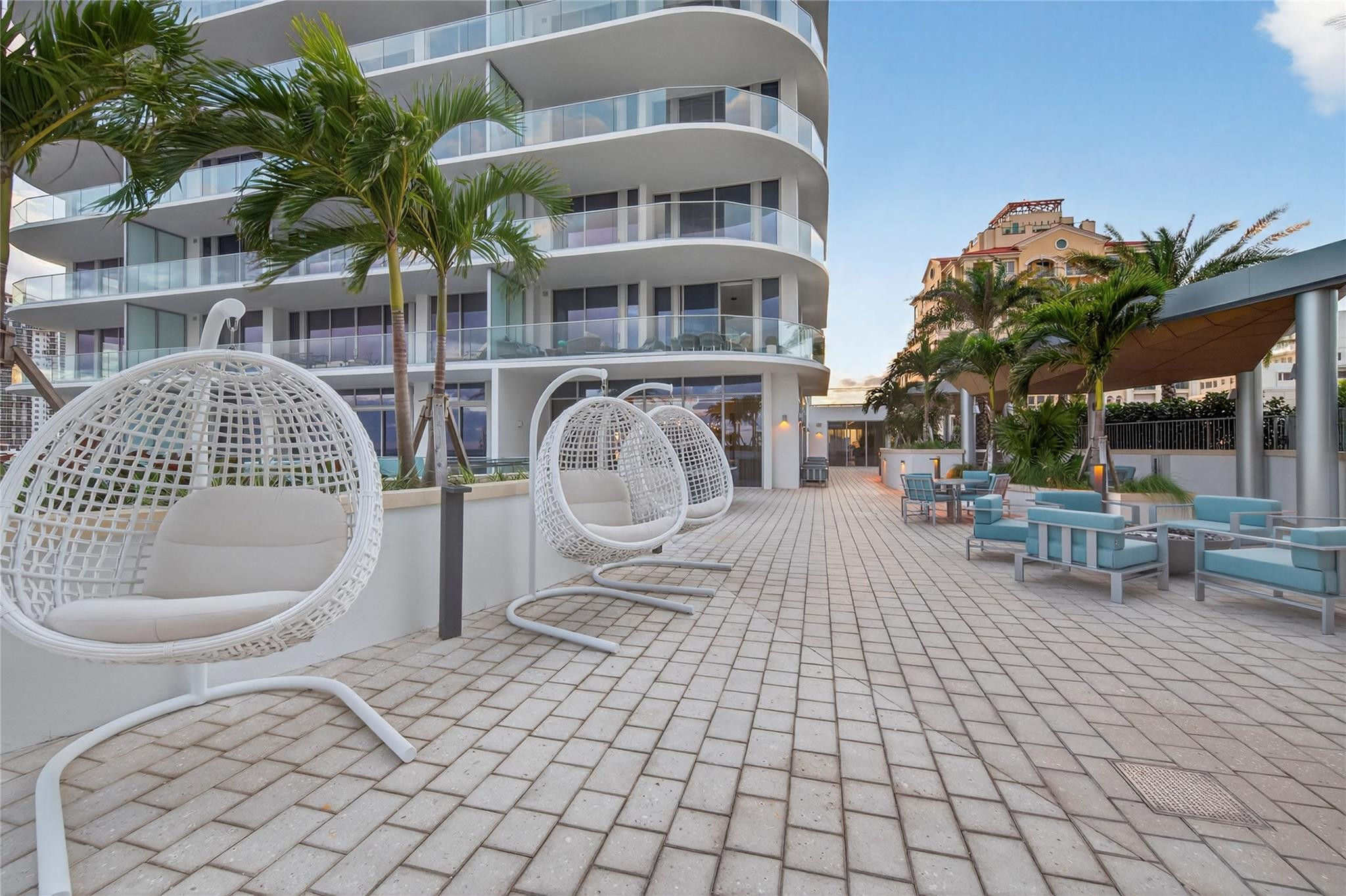Selene Oceanfront - Residential Lease