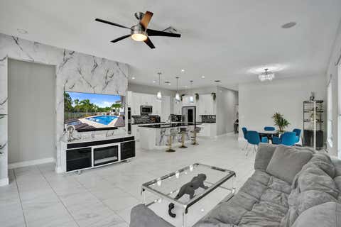 Tiny photo for 8655 NW 39TH Court, Coral Springs, FL 33065 (MLS # B26052611)