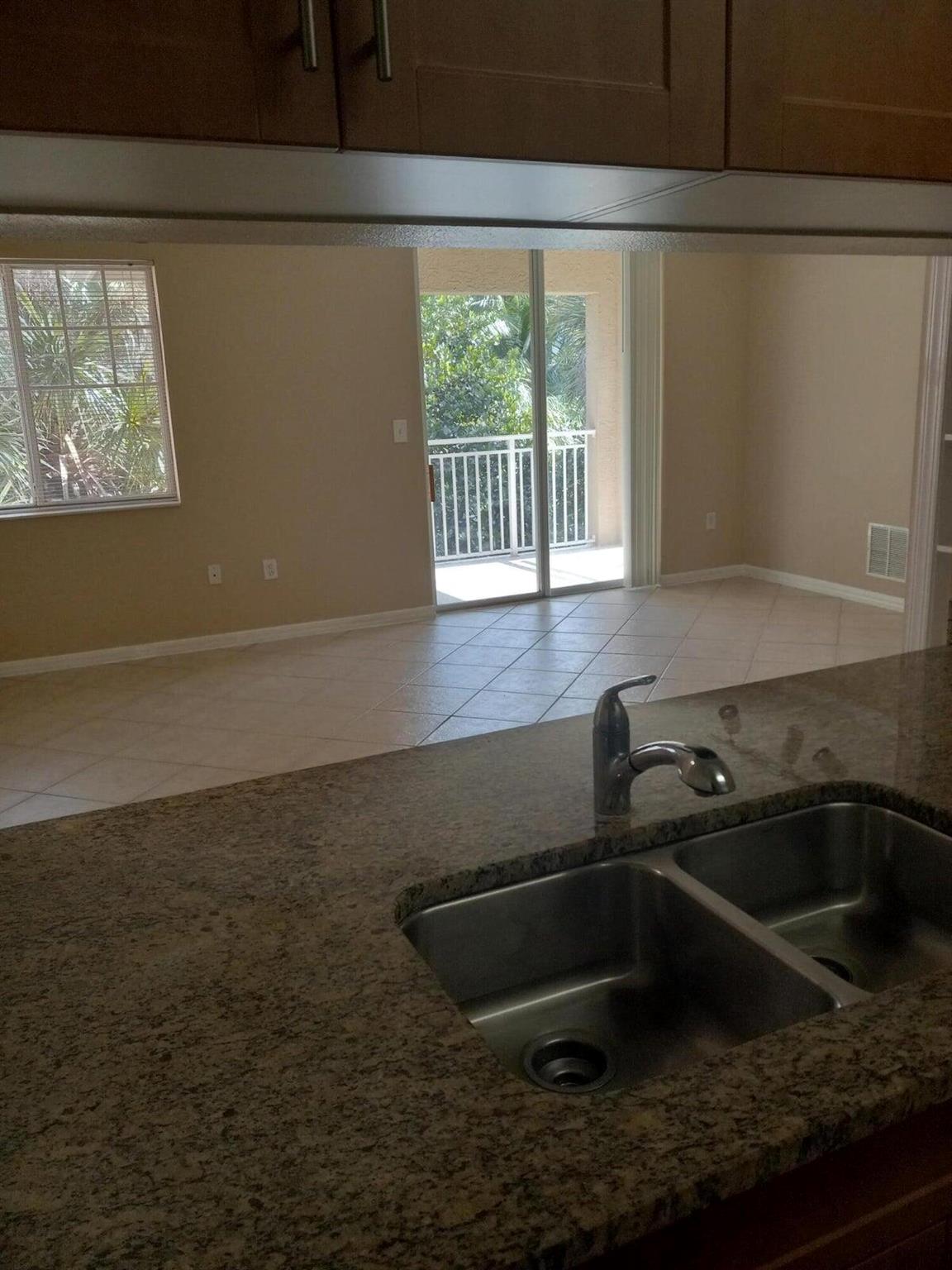 6410 Emerald Dunes Drive 307