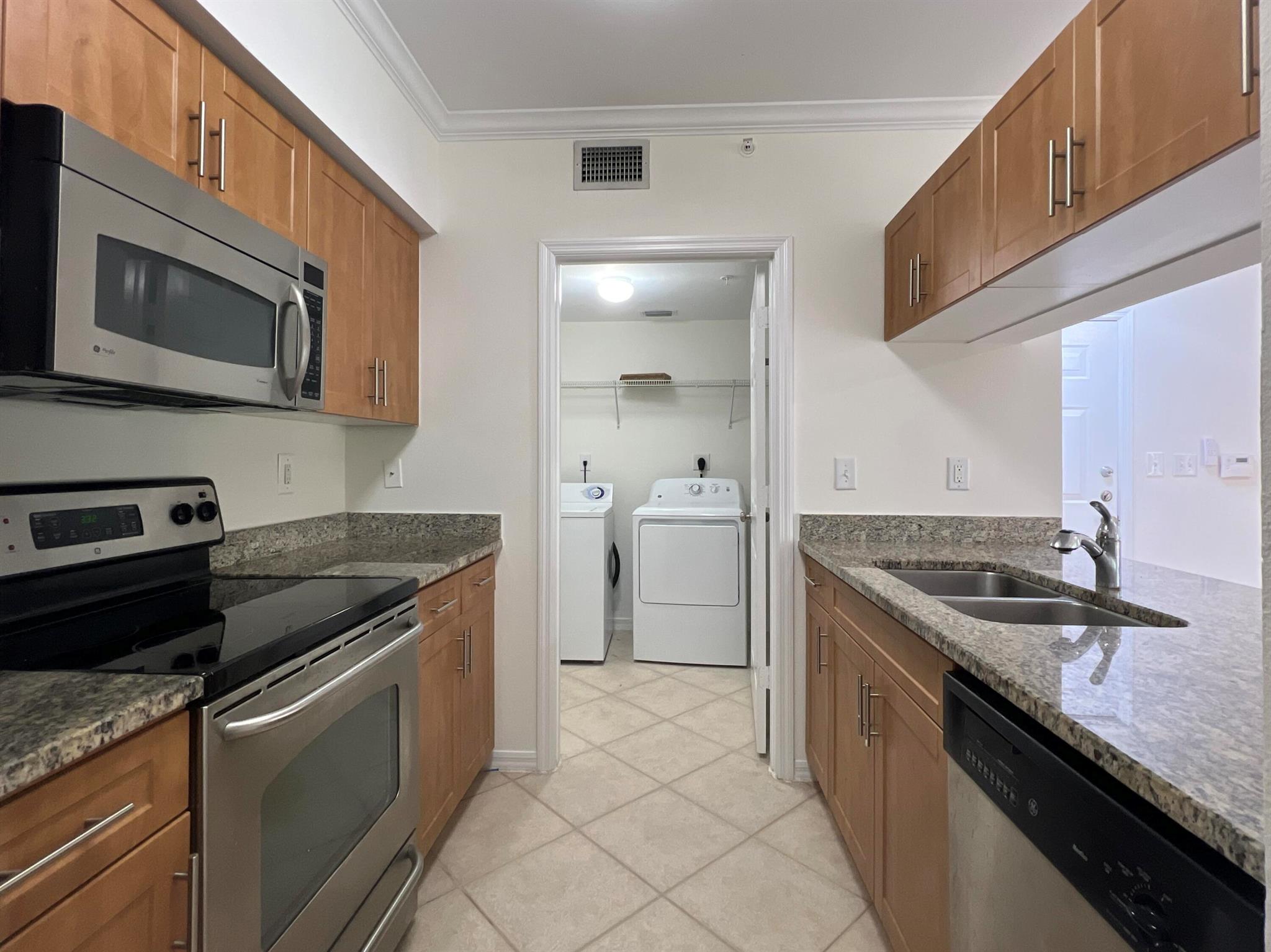 6410 Emerald Dunes Drive 307