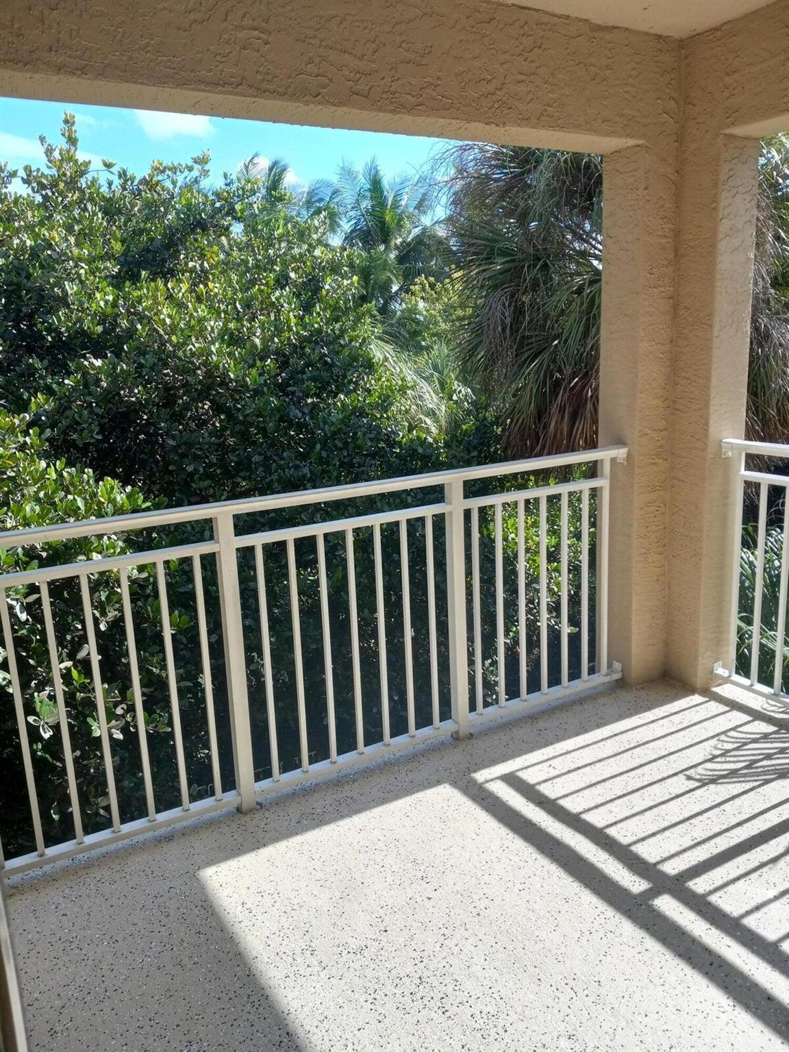6410 Emerald Dunes Drive 307