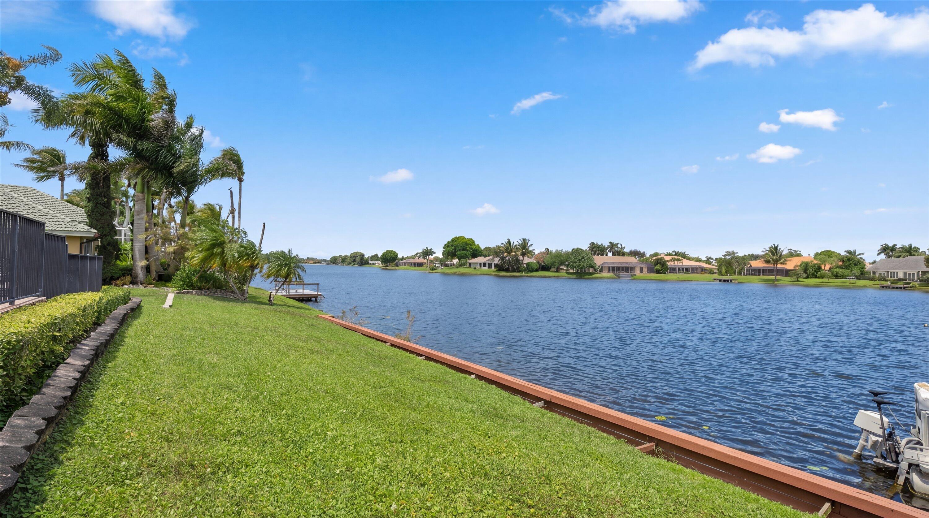 GREENVIEW COVE OF WELLINGTON - Residential