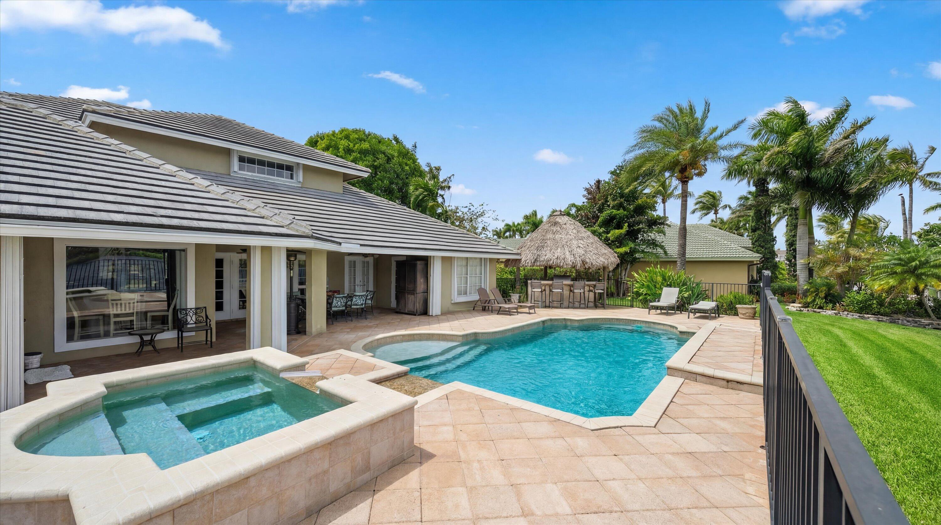 GREENVIEW COVE OF WELLINGTON - Residential