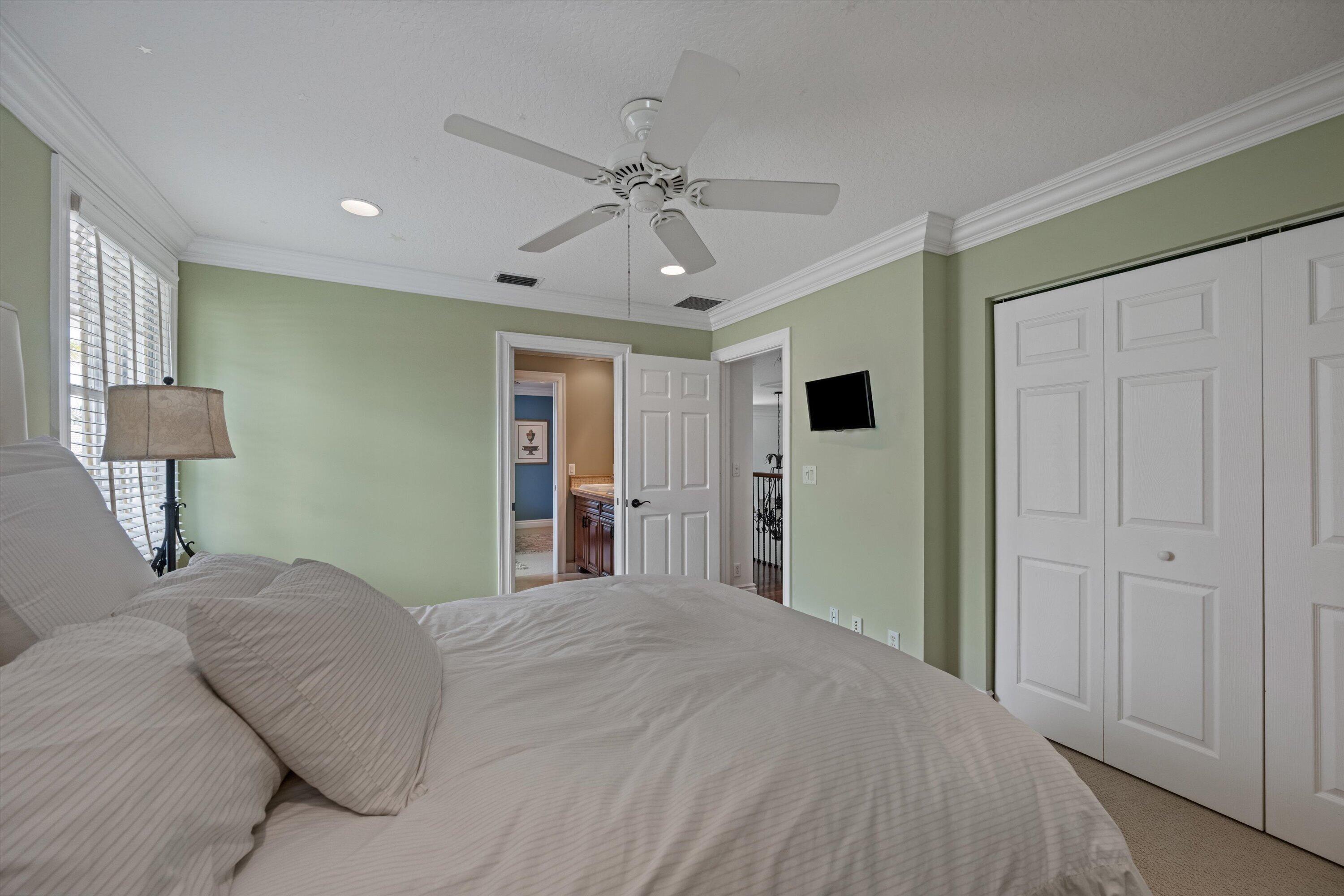 GREENVIEW COVE OF WELLINGTON - Residential