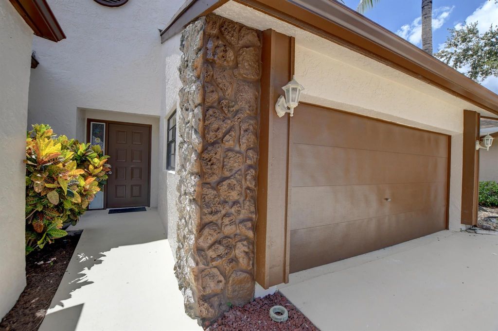 Photo of 20995 Country Creek Drive, Boca Raton, FL 33428 (MLS # R11003803)