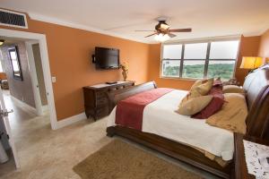 Boca Towers - Residential